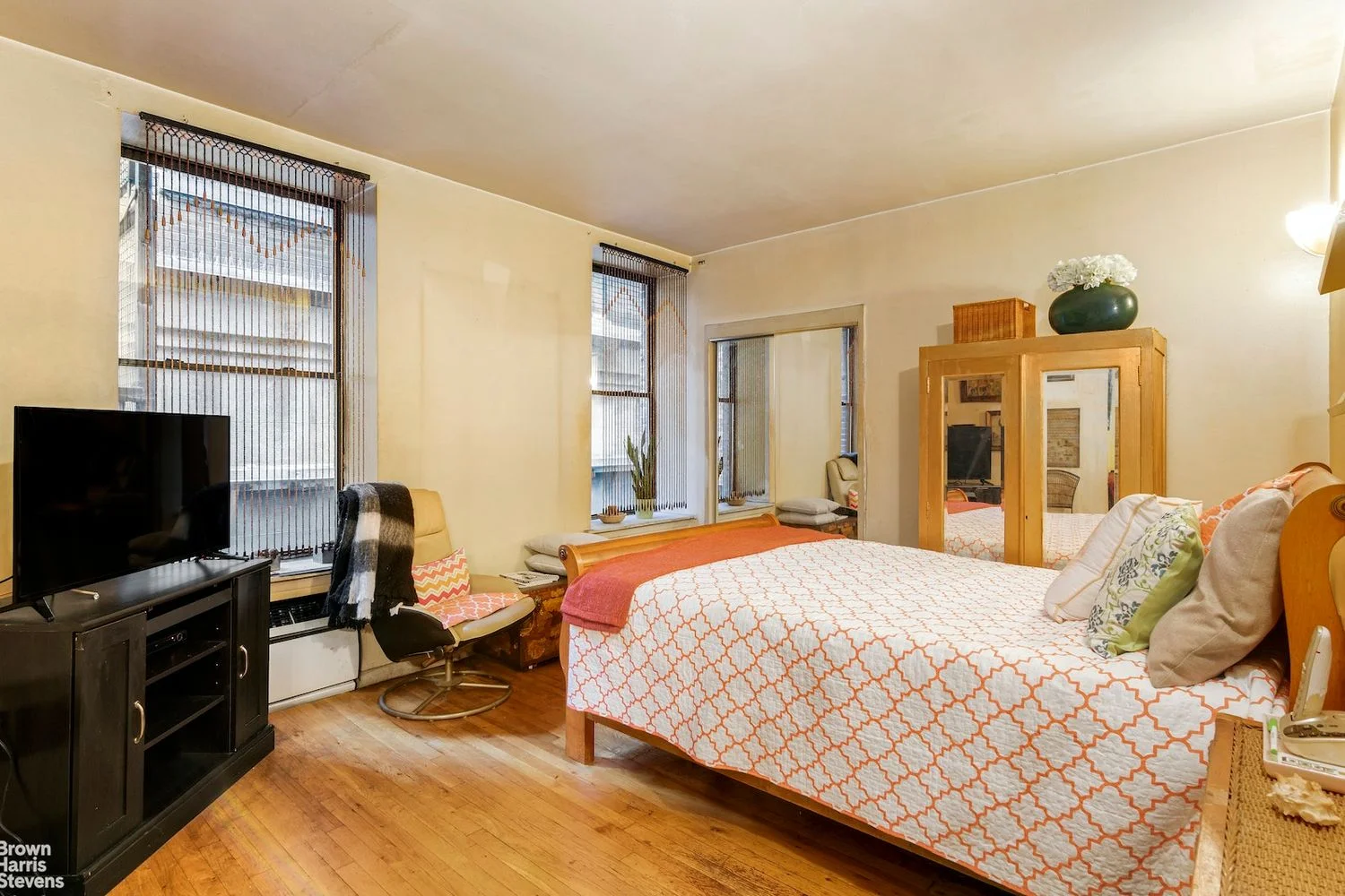 1 Bedroom Apartment for Sale at 32 West 40th Street – Manhattan – New York – NY - 1