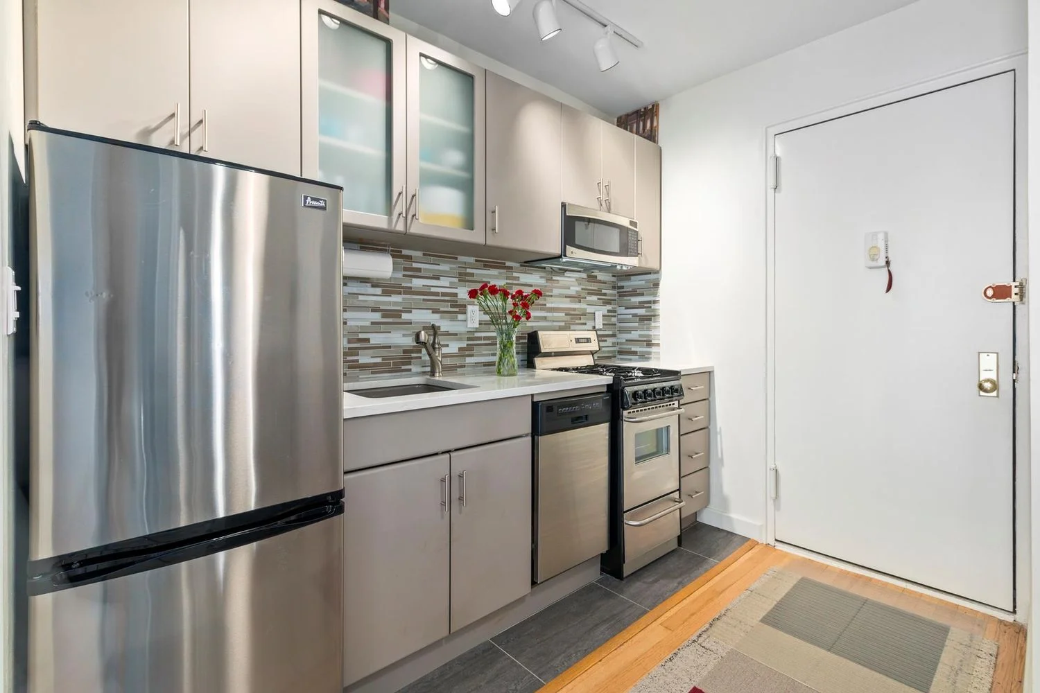 Appartement 1 Chambre à Vendre à Manhattan – 225 East 76th Street – New York – NY - 1