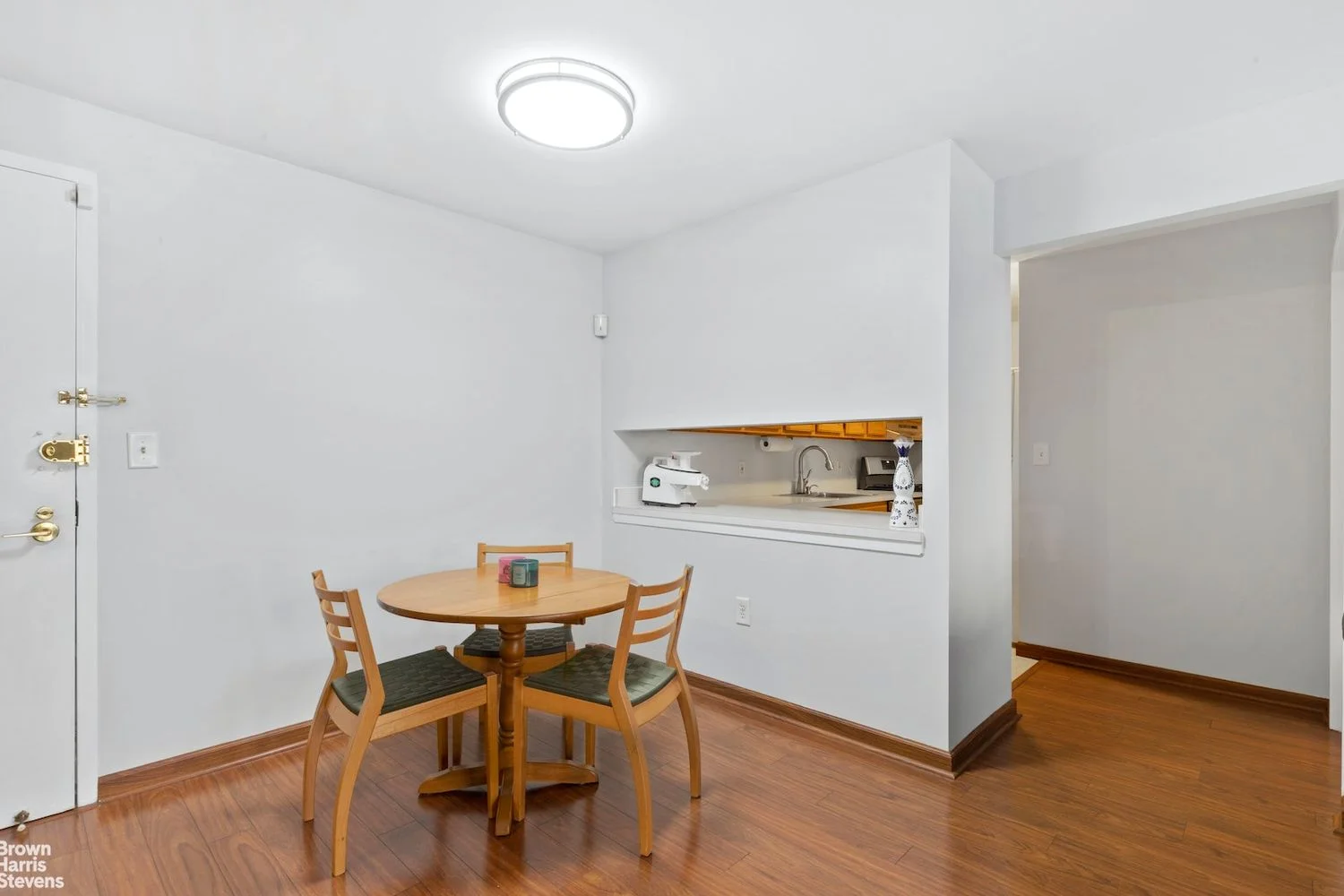 Apartamento de 1 Dormitório à Venda em Manhattan – Nova Iorque, NY - 2