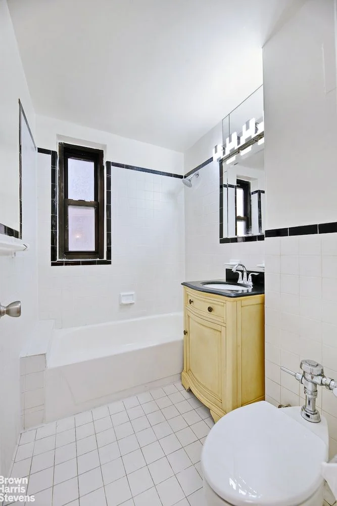 1 Bedroom Apartment for Sale in Manhattan – New York, NY - 2