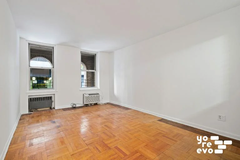 1 Bedroom Apartment for Sale in Manhattan – New York, NY - 1