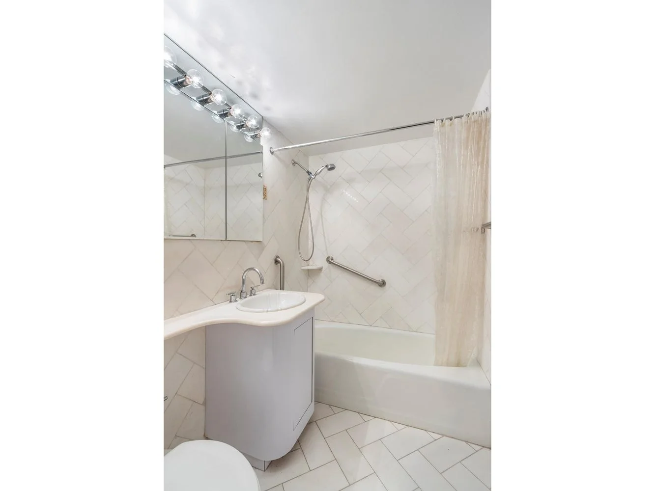 Apartamento de 1 Dormitório à Venda em Manhattan – New York – NY - 1