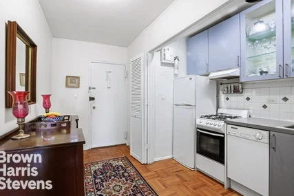 1 Bedroom Apartment for Sale in Manhattan – New York – NY - 3