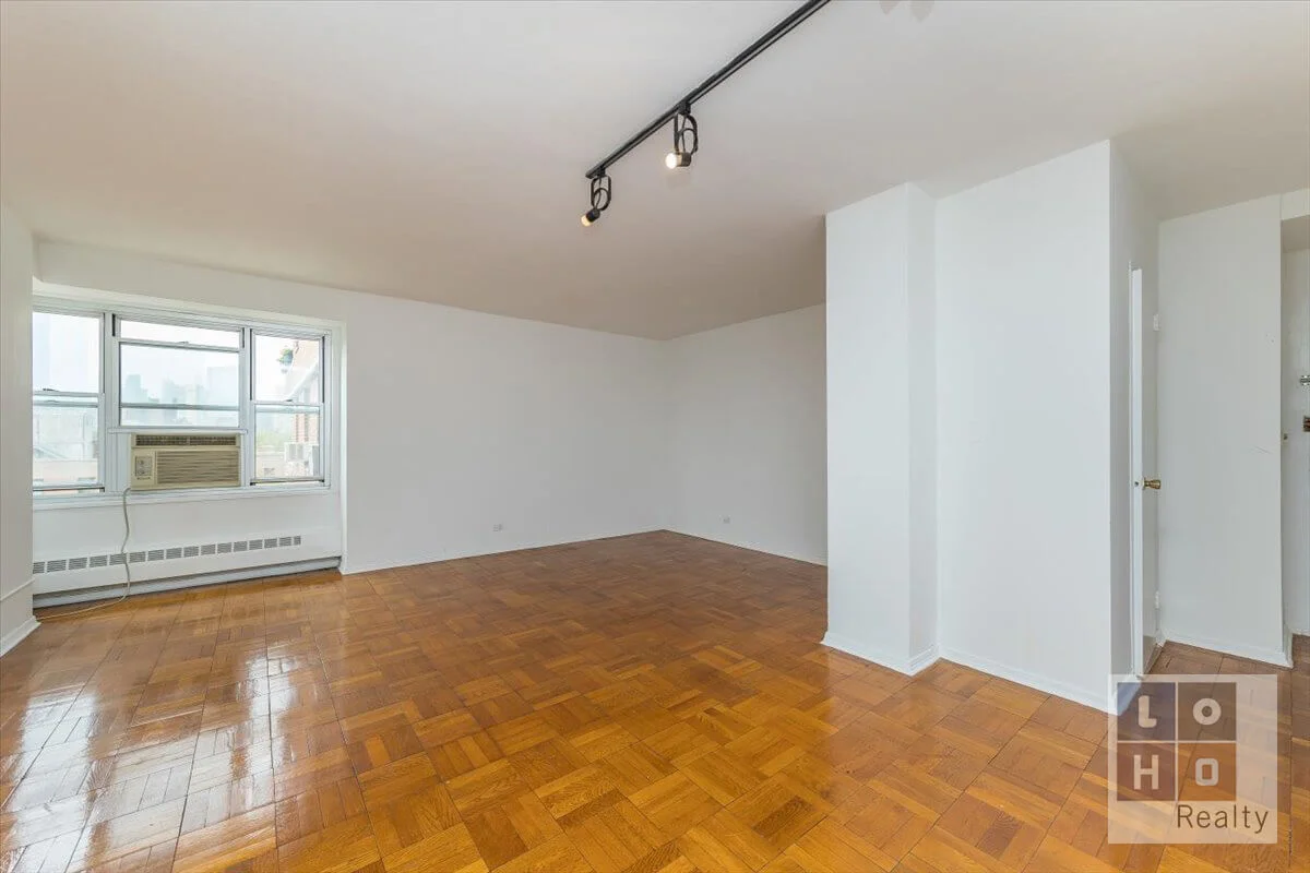 Apartamento de 1 Dormitório à Venda em Manhattan – New York, NY - 1