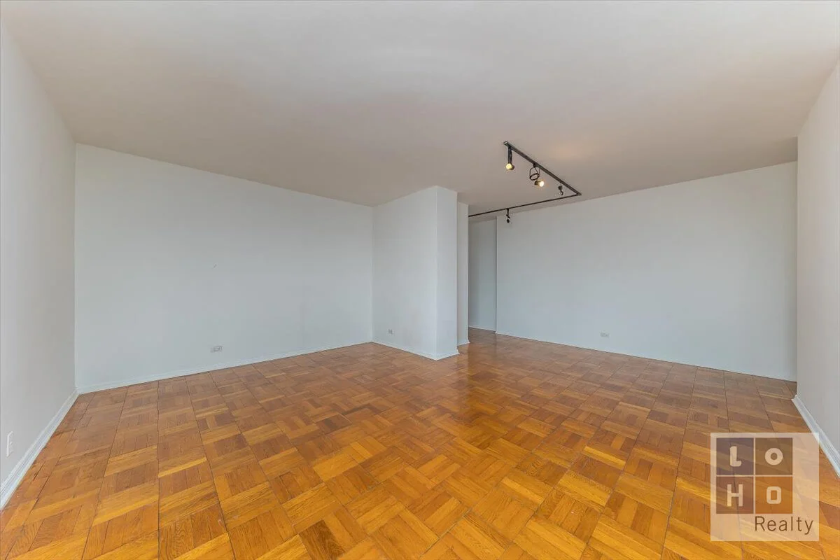 Apartamento de 1 Dormitório à Venda em Manhattan – New York, NY - 2