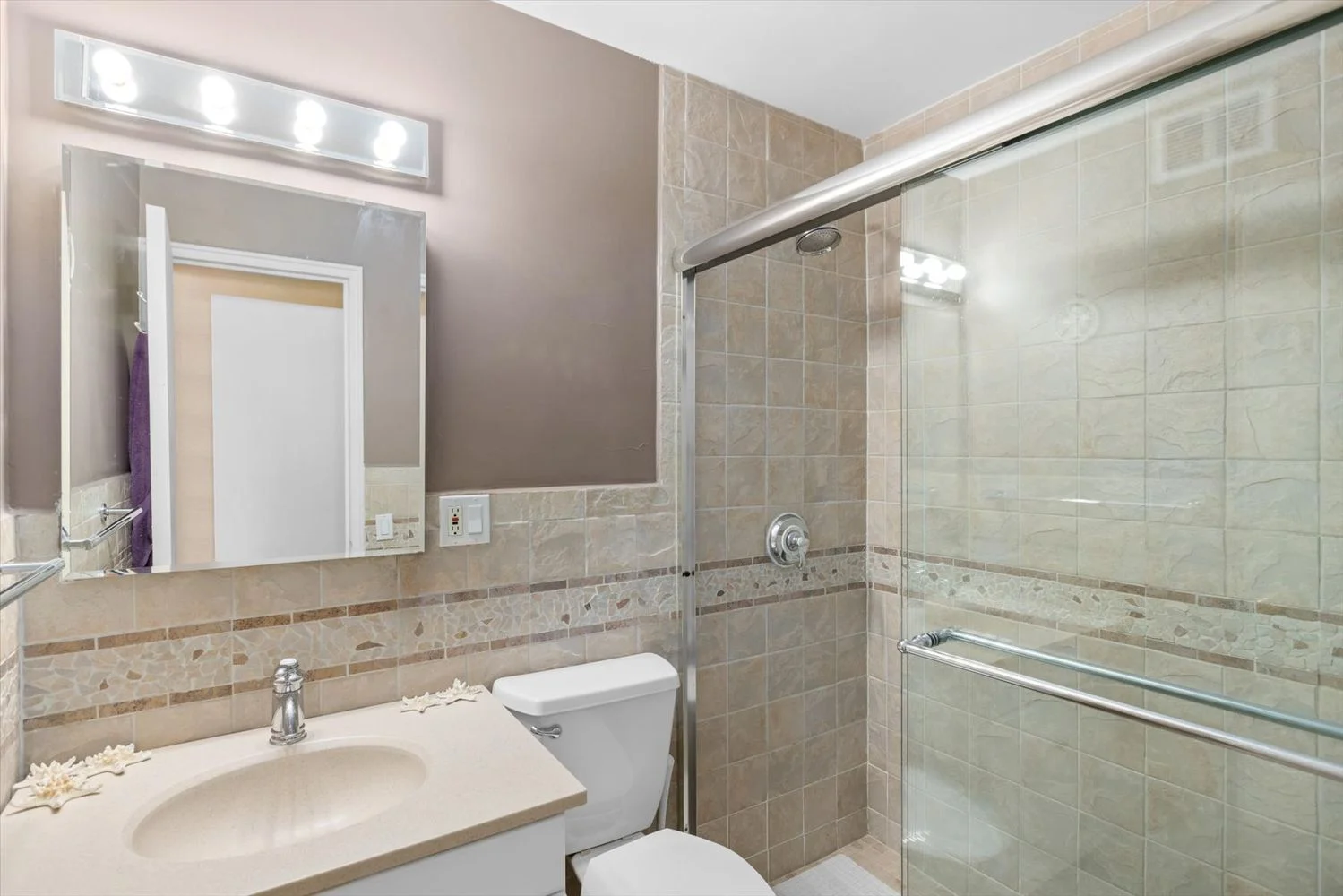 1 Bedroom Apartment for Sale in Manhattan – New York – NY - 2