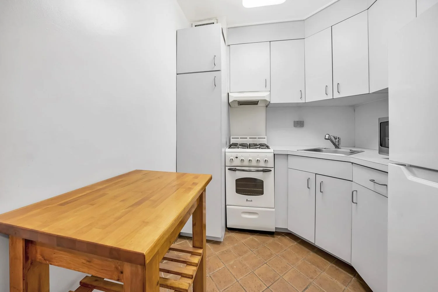 Apartamento de 1 Dormitorio en Venta en Manhattan – Nueva York – NY - 3