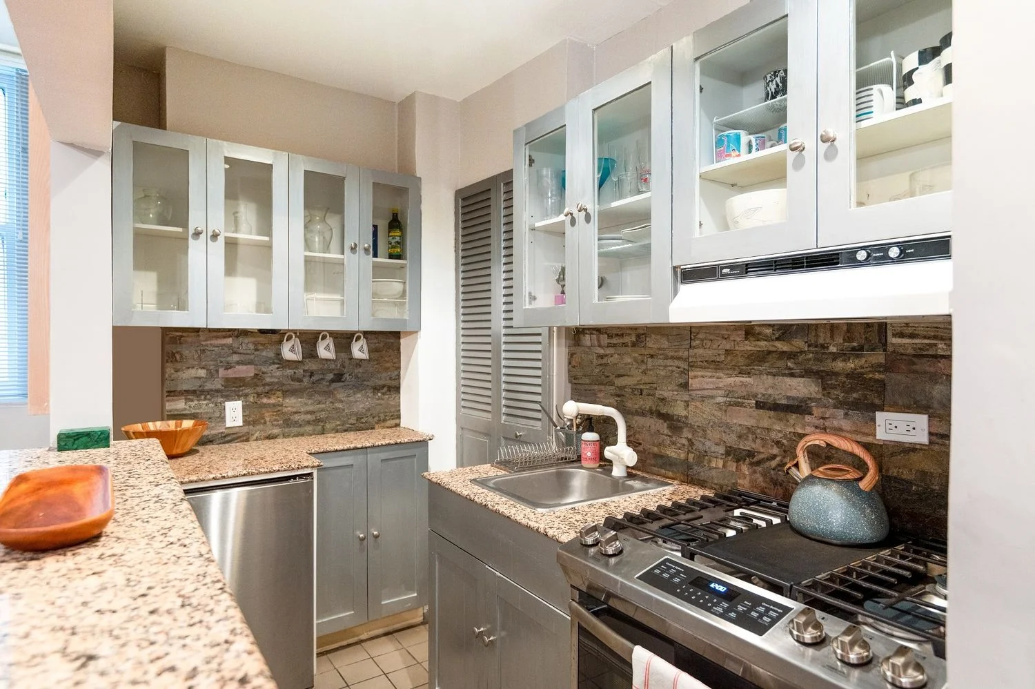 1 Bedroom Apartment for Sale in Manhattan – New York – NY - 1