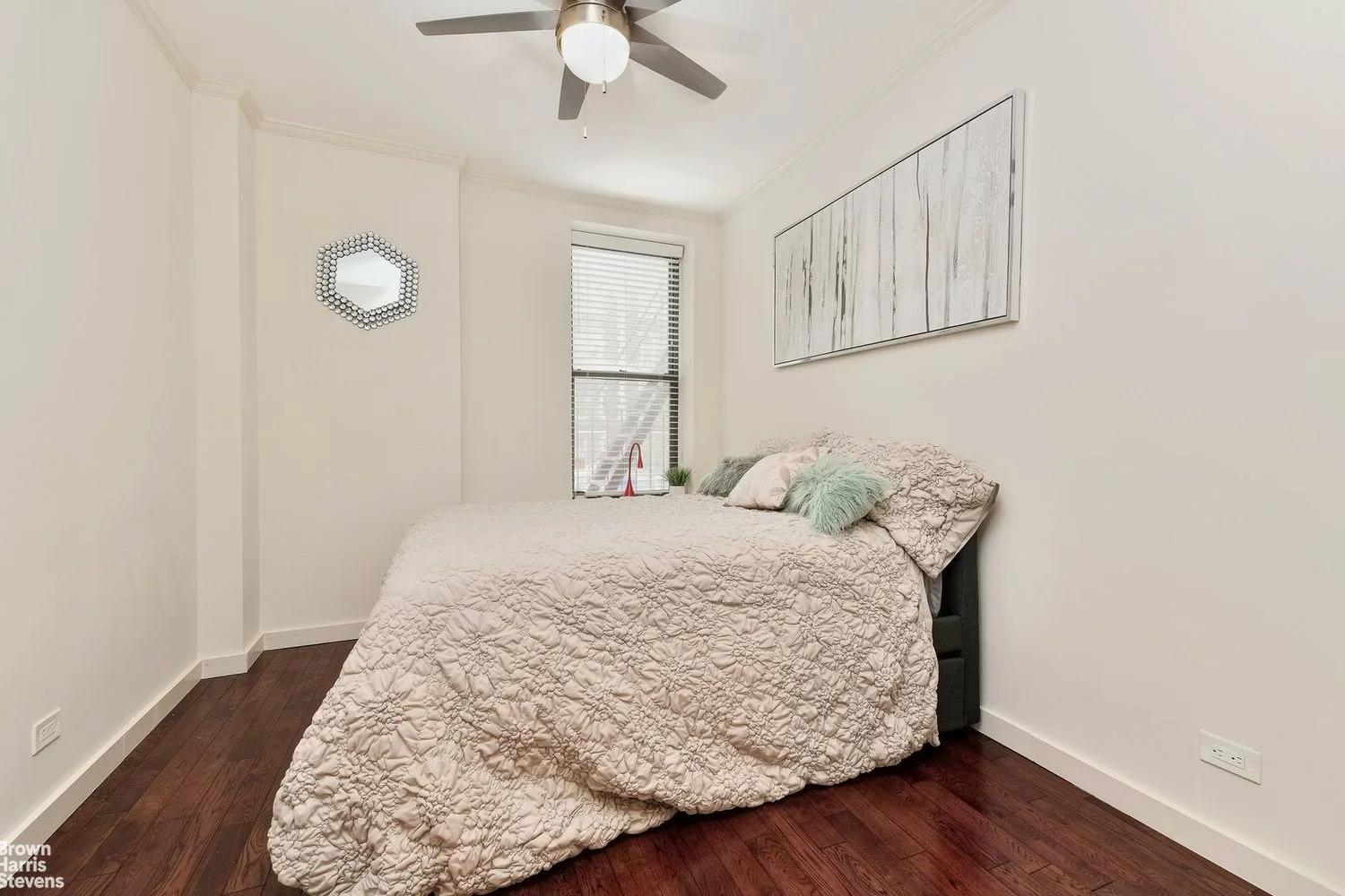 Apartamento de 1 Dormitório à Venda na 208 West 119th Street – Manhattan, Nova Iorque – NY - 2