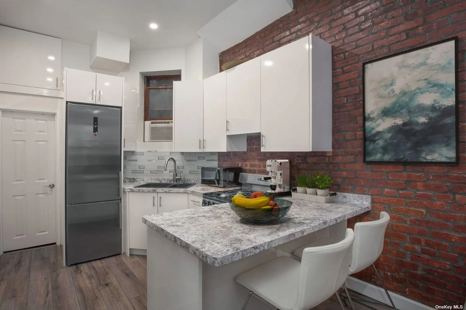 Apartamento de 1 Dormitorio en Venta en 333 East 92nd Street – Manhattan – New York – NY - 3