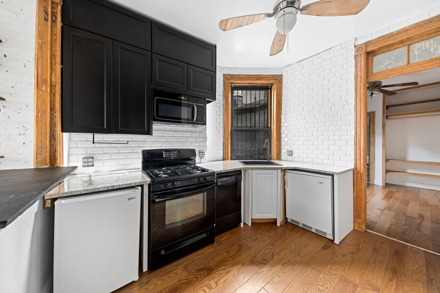 Appartement 1 Chambre à Vendre au 54 East 1st Street – Manhattan – New York – NY - 1