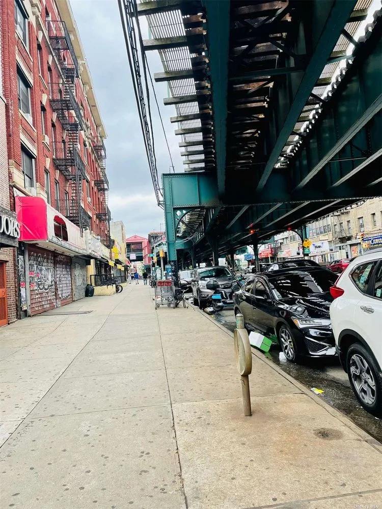 Apartamento de 1 Dormitório à Venda na Nagle Avenue – Manhattan – New York – NY - 6