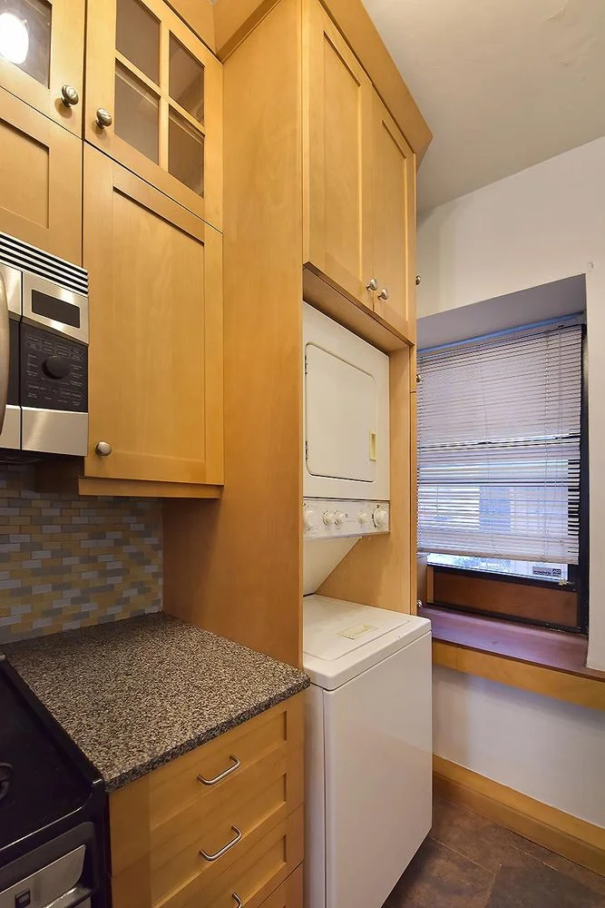 Apartamento de 1 Quarto à Venda em Manhattan – 251 Seaman Avenue – New York, NY - 1