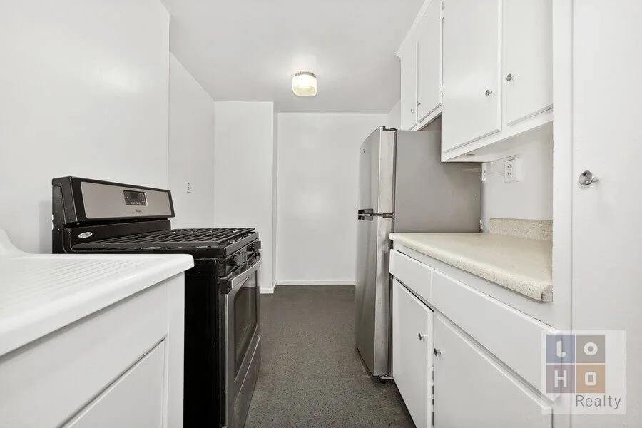 1 Bedroom Apartment for Sale in Manhattan – New York, NY - 8