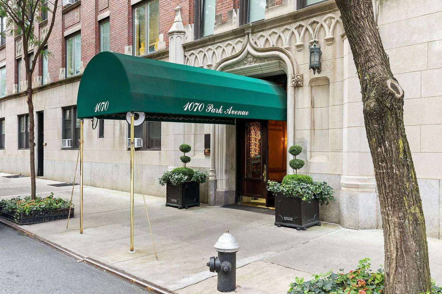 Appartement de 2 Chambres à Vendre au 1070 Park Avenue – Manhattan, New York – NY - 4
