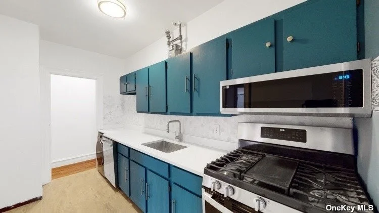 Apartamento de 2 Dormitórios à Venda em 834 Riverside Drive – Manhattan – New York – NY - 3