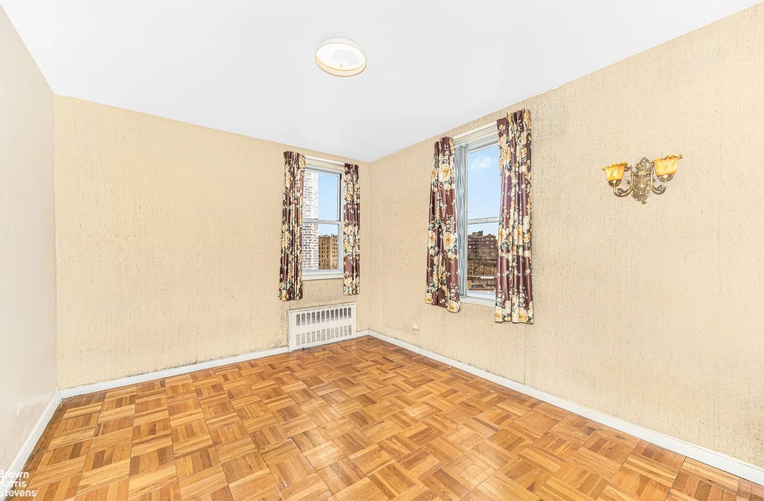 2 Bedroom Apartment for Sale in Manhattan – New York – NY - 6