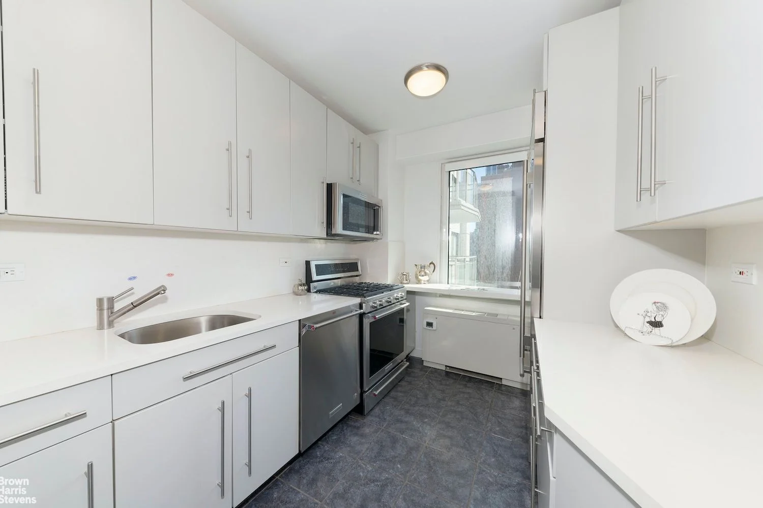 2 Bedroom Apartment for Sale in Manhattan – New York, NY - 2