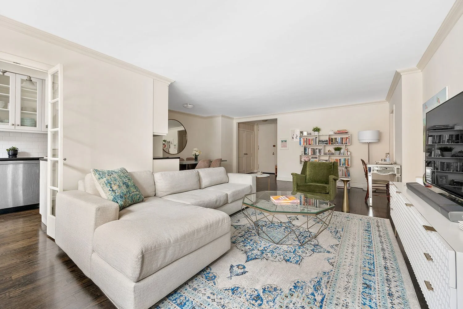 Apartamento de 2 Dormitorios en Venta en 420 East 51st Street – Manhattan – New York – NY - 1