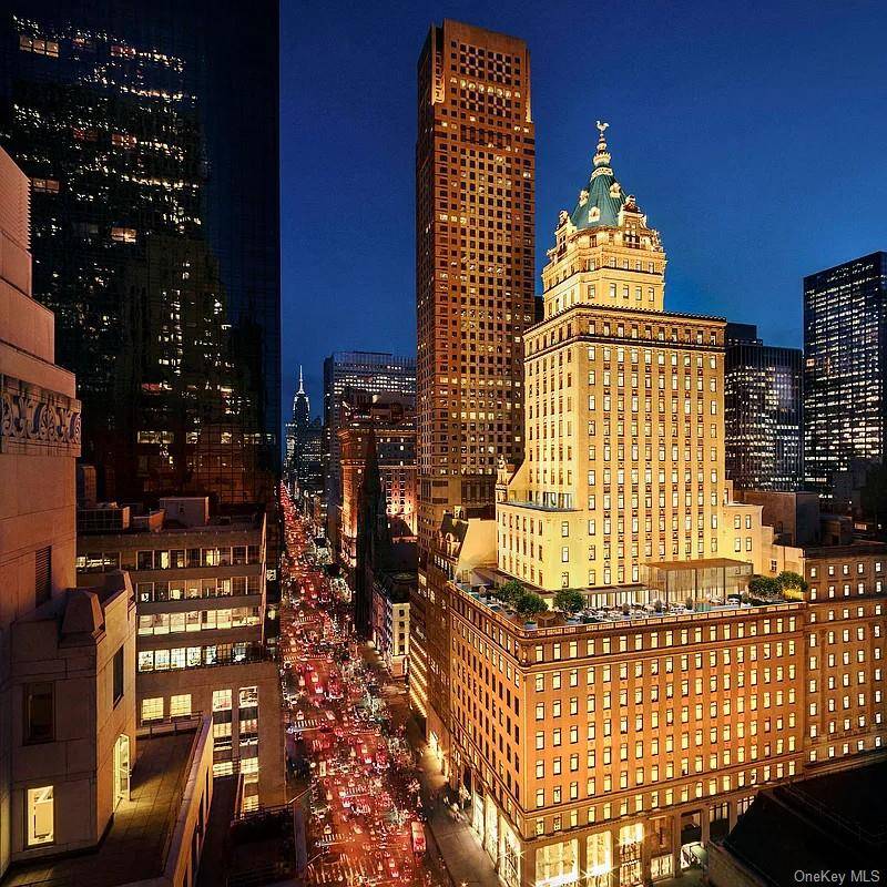 2 Bedroom Apartment for Sale on 5th Avenue – Crown Building, Aman Residences – New York – USA - 1