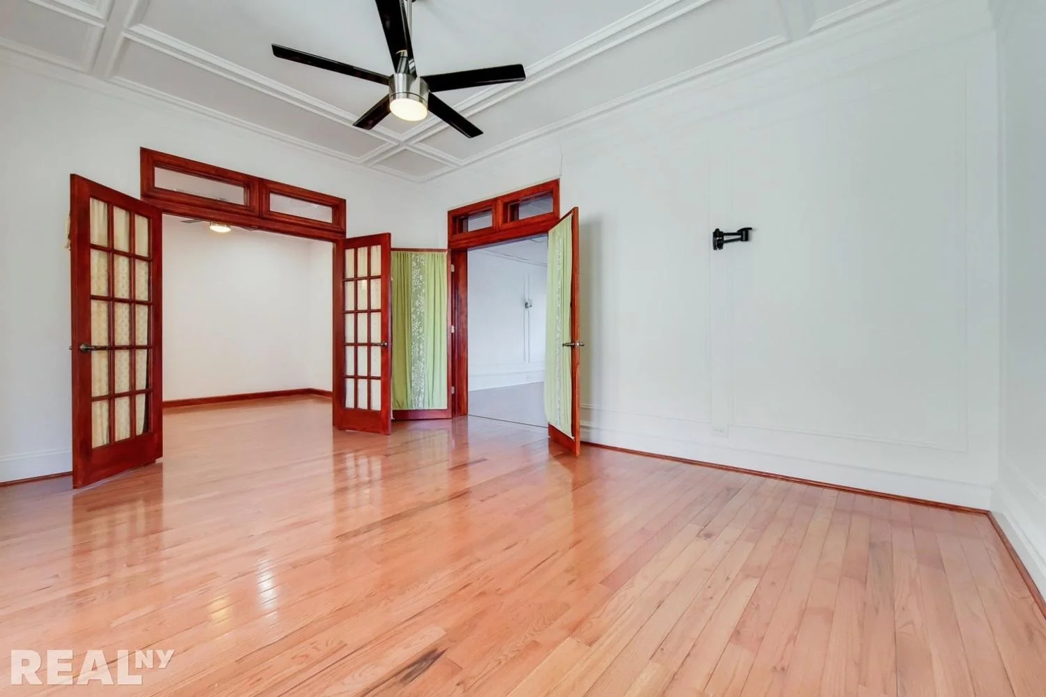 Apartamento de 5 Dormitórios à Venda em 3679 Broadway – Manhattan – Nova Iorque – NY - 3
