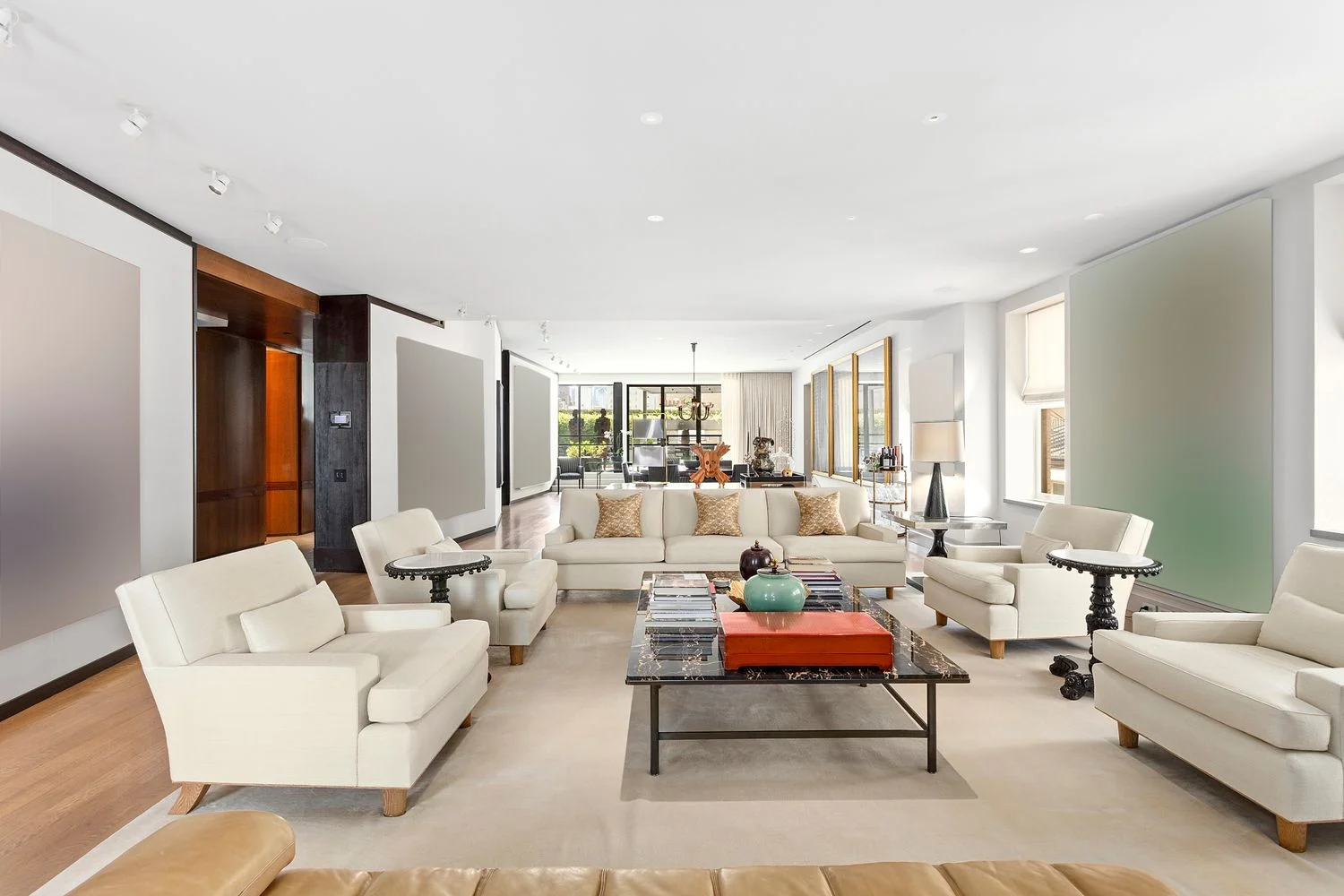 Apartamento de 5 Dormitórios à Venda na 3 East 75th Street – Manhattan – Nova Iorque – NY - 1