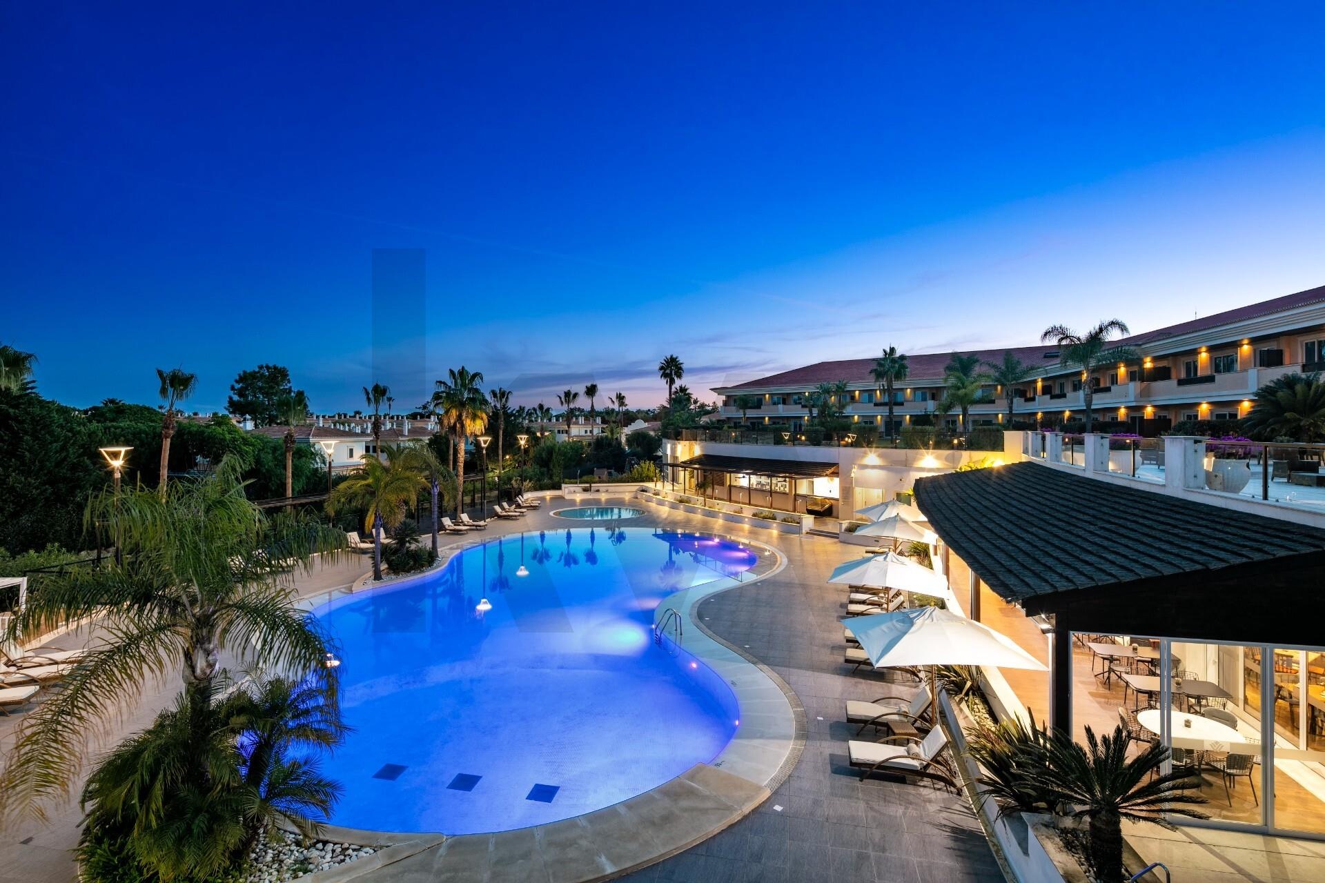 Apartamento T2 à Venda em Almancil - Faro - Portugal - 3