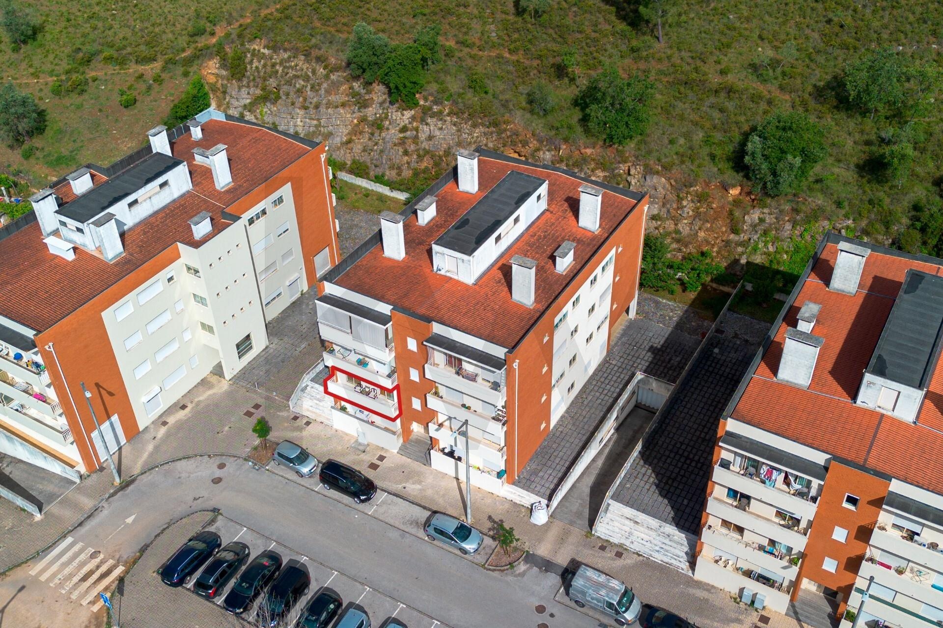 Apartamento T2 à Venda em Coimbra - Portugal - 2