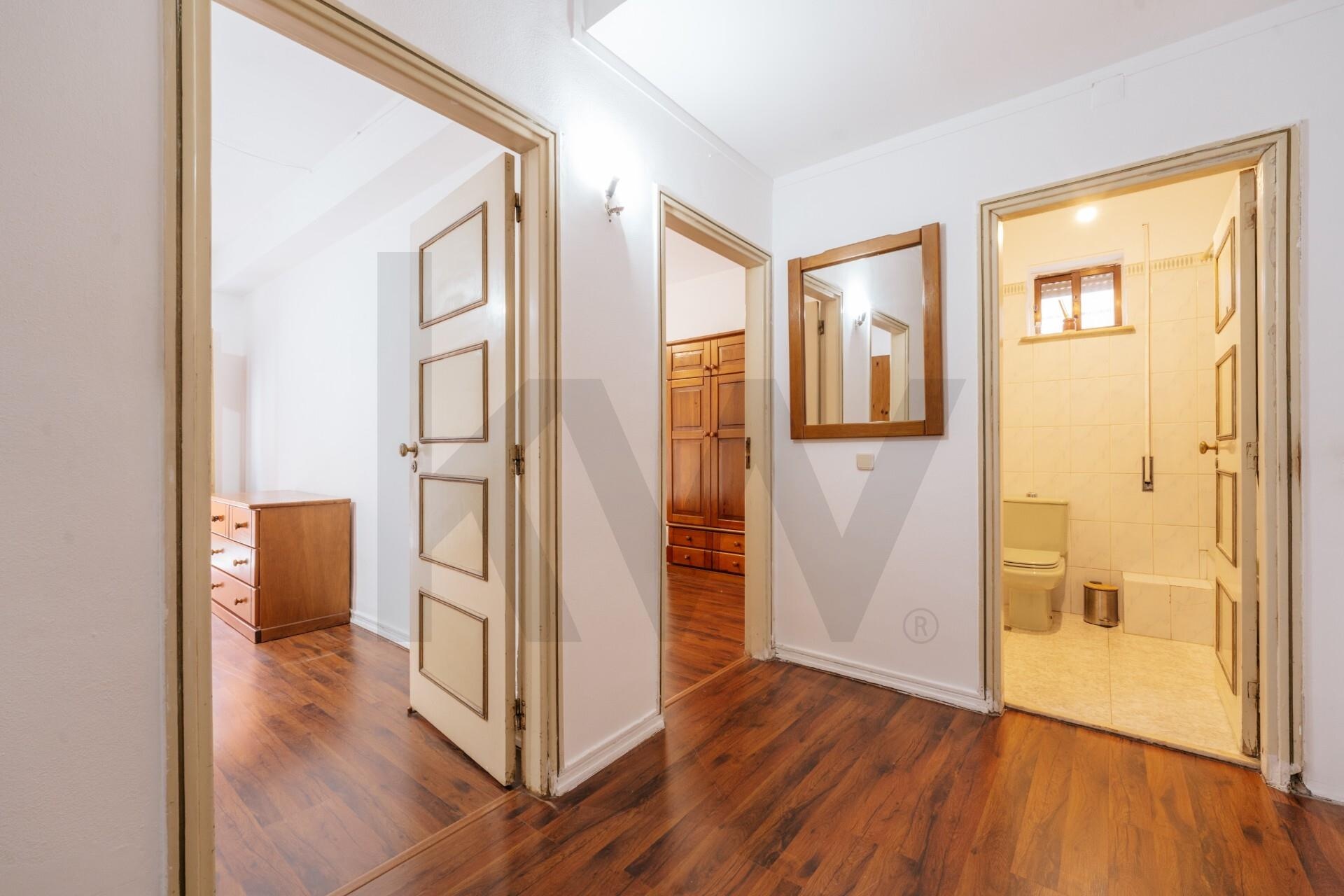 Apartamento T2 à Venda em Coimbra - Portugal - 1