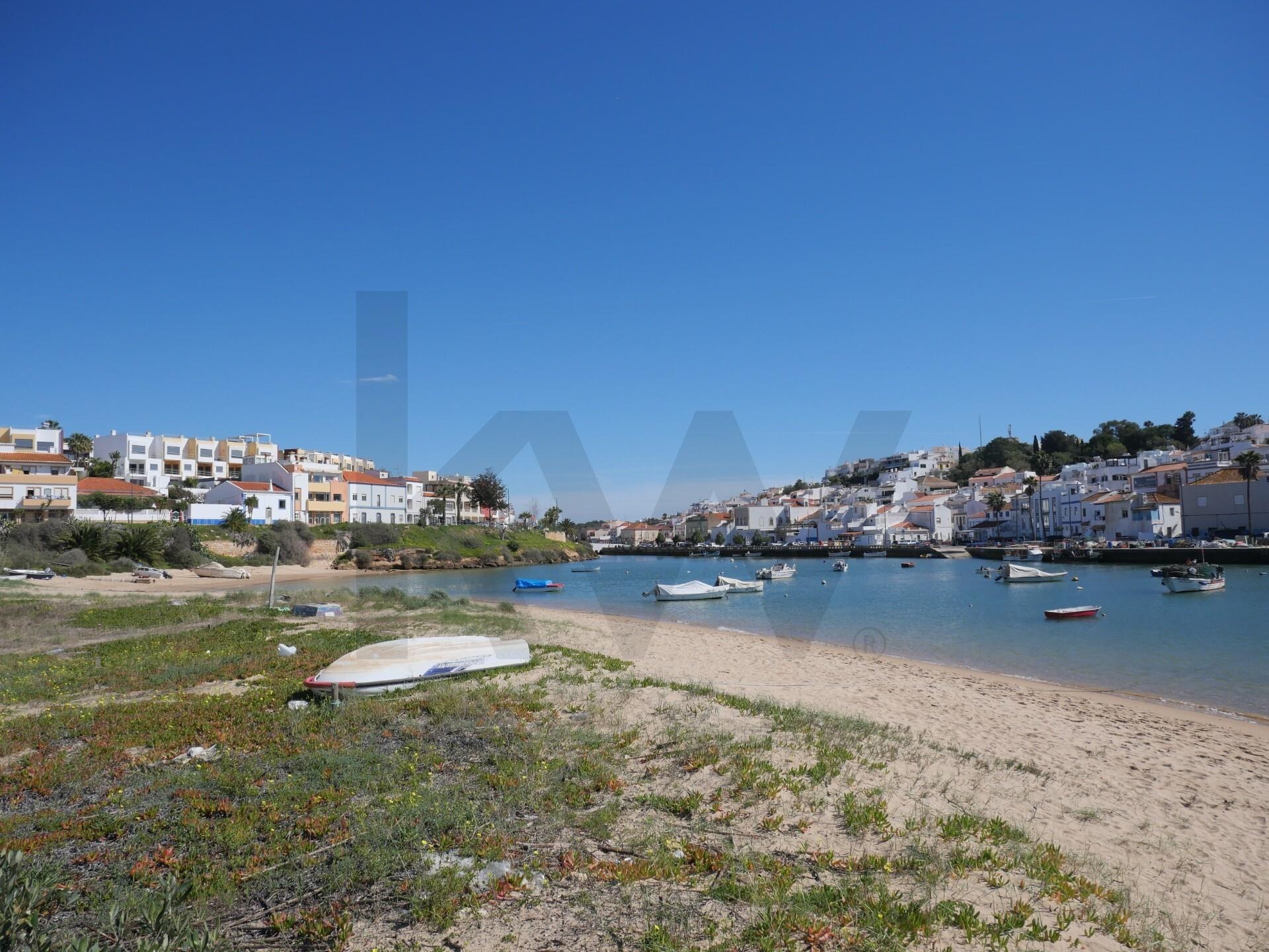 Apartamento T2 à Venda em Ferragudo - Faro - Portugal - 8