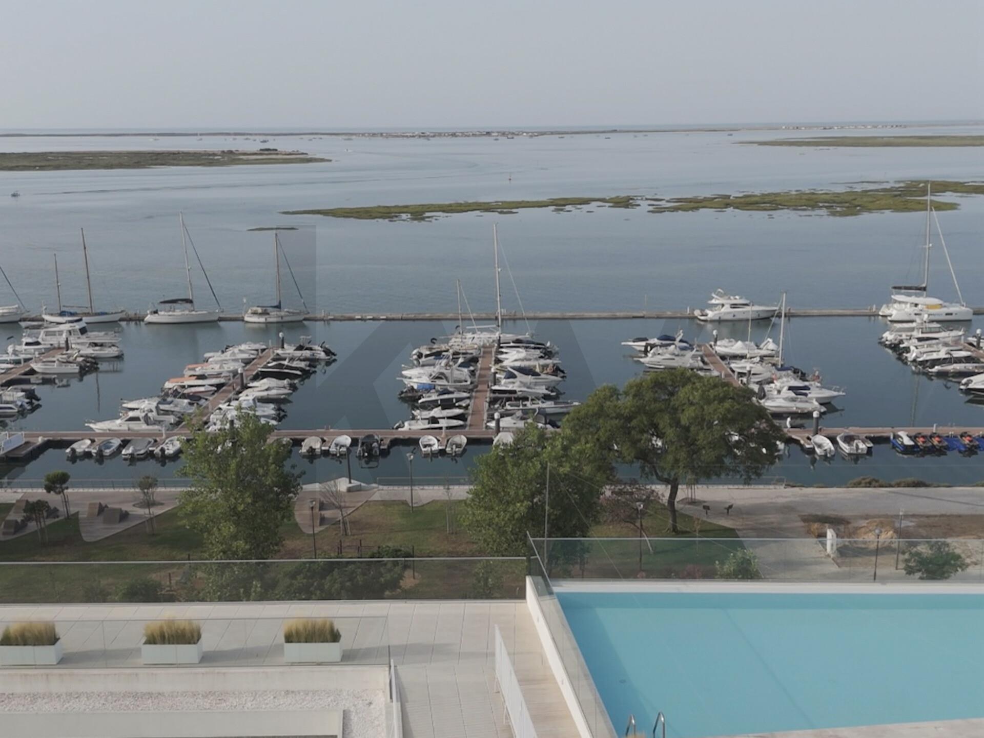 Apartamento T2 à Venda em Olhão - Faro - Portugal - 4
