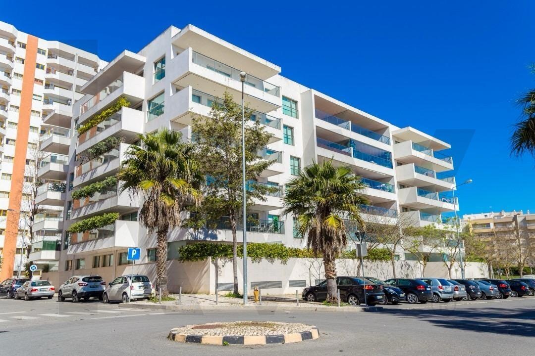 Apartamento T2 à Venda em Praia Da Rocha - Faro - Portugal - 4