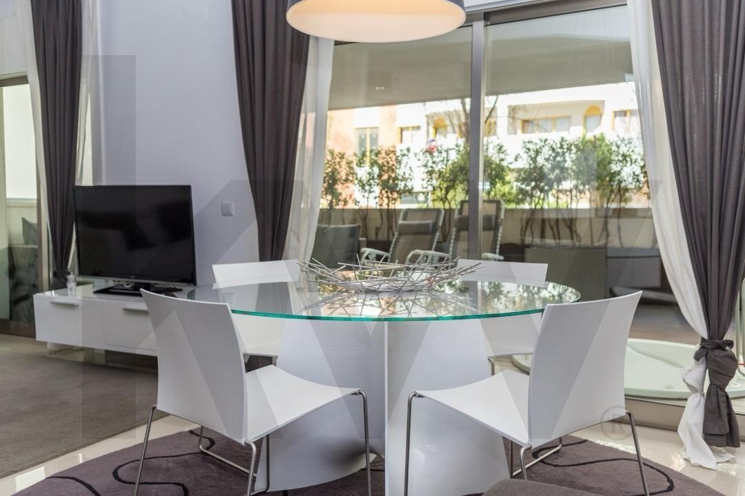 Apartamento T2 à Venda em Praia Da Rocha - Faro - Portugal - 5