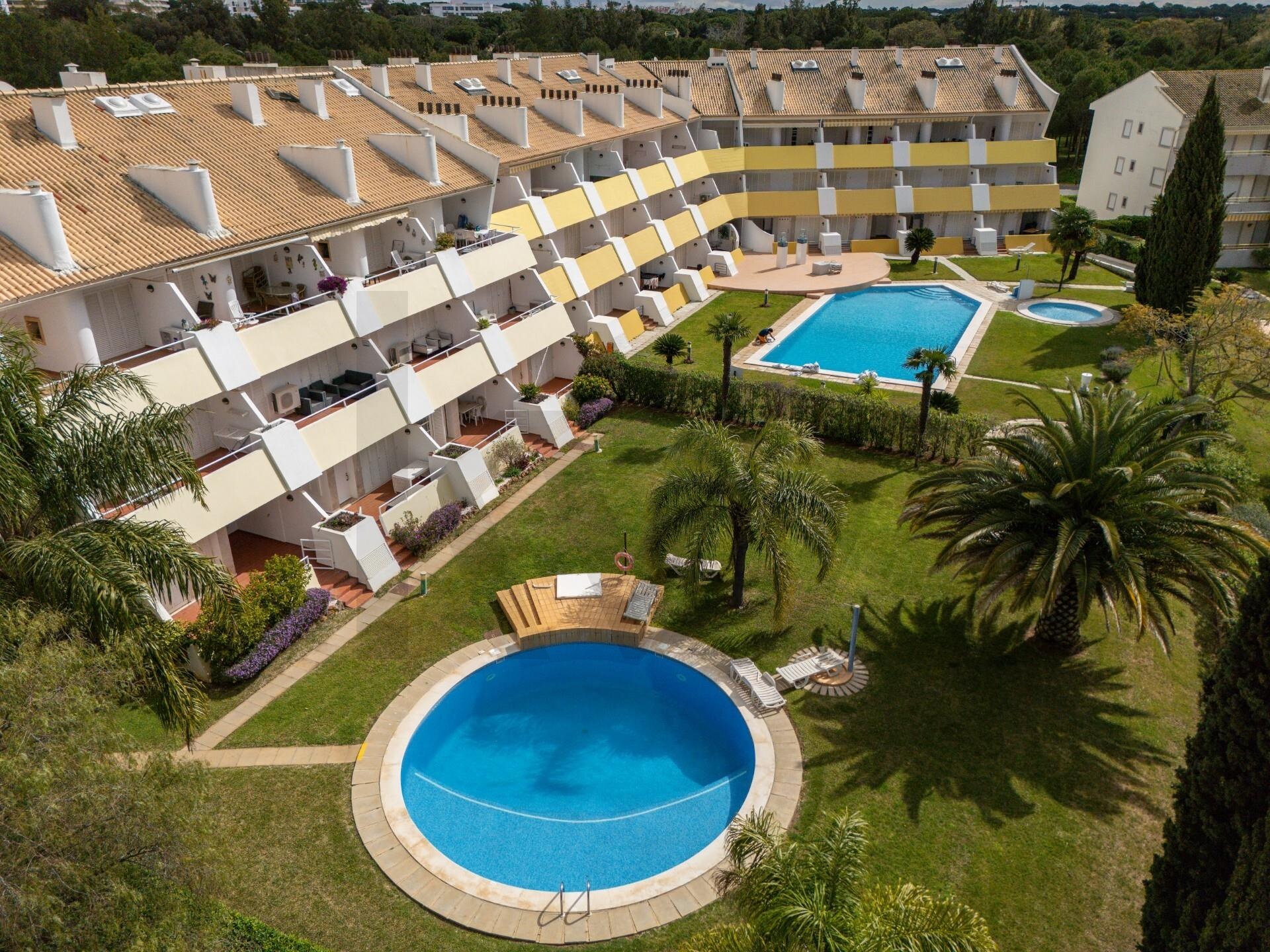 Apartamento T2 à Venda em Vilamoura - Faro - Portugal - 1