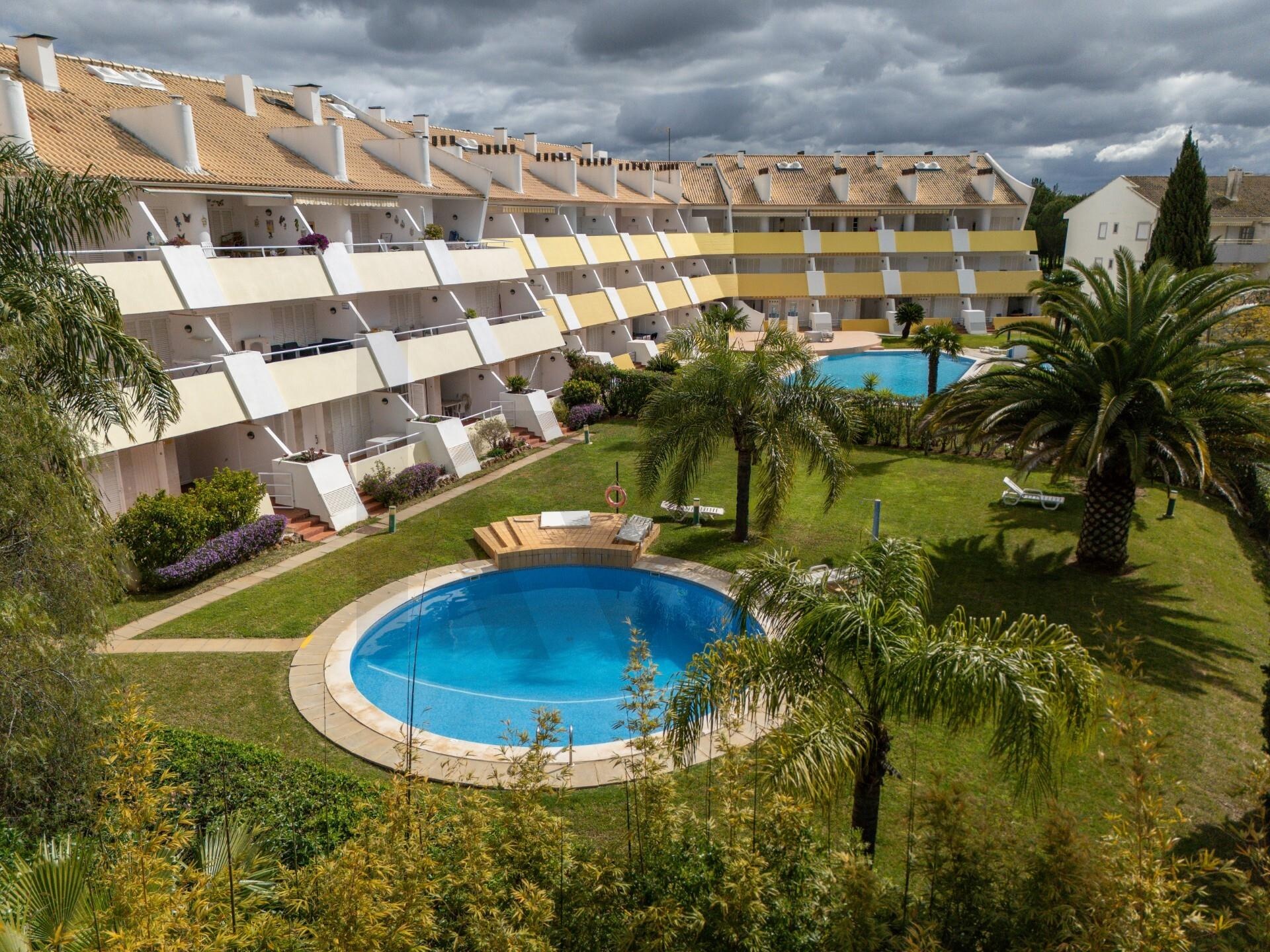 Apartamento T2 à Venda em Vilamoura - Faro - Portugal - 2