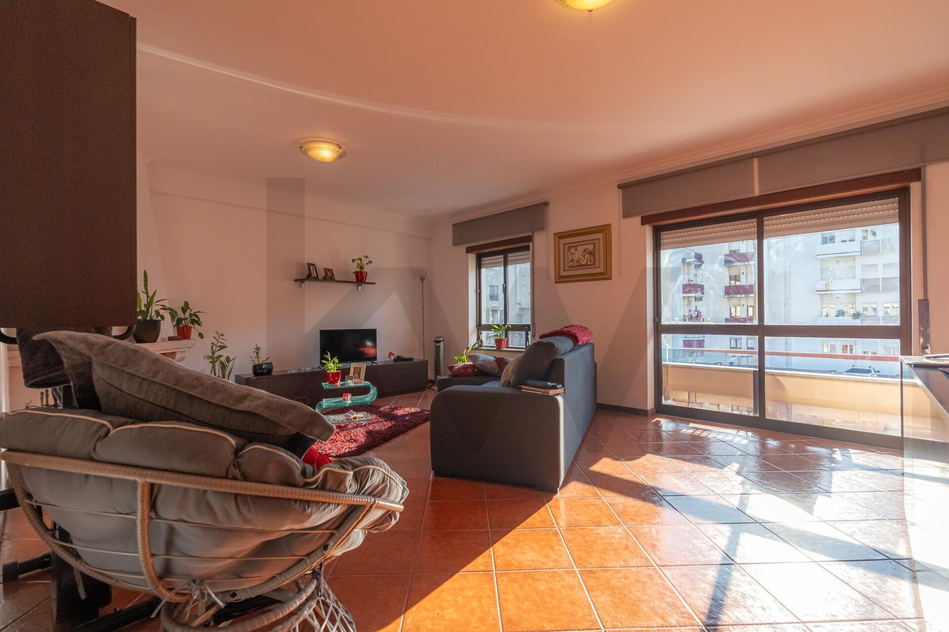 Apartamento T3 à Venda em Coimbra - Portugal - 2