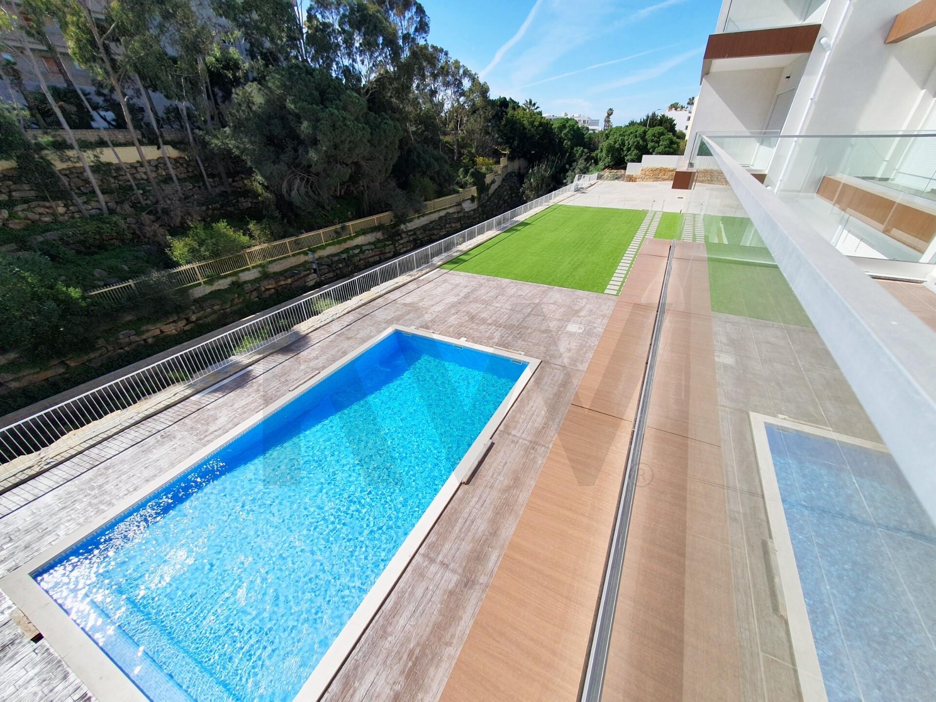 Apartamento T3 à Venda em Olhos De Água - Faro - Portugal - 2