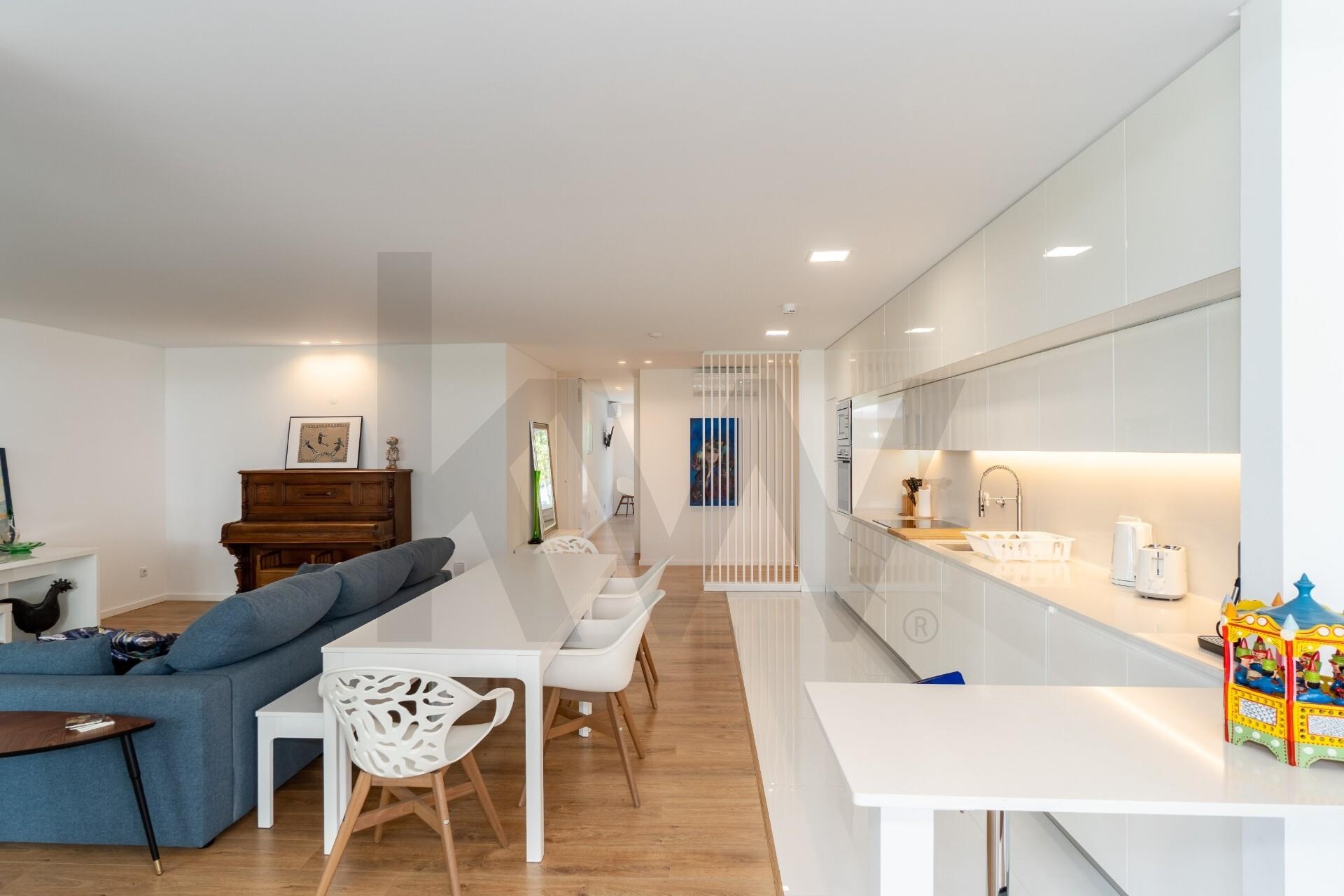 Apartamento T4 à Venda em Olhão - Faro - Portugal - 3