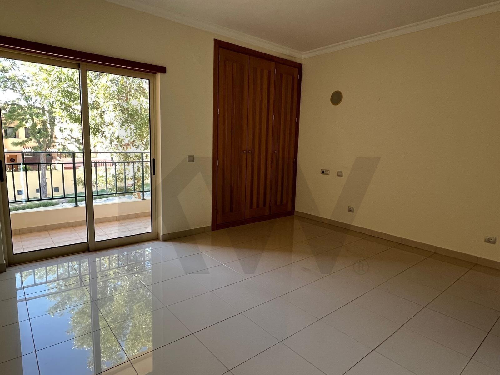4 Bedroom Apartment for Sale in Vilamoura - Faro - Portugal - 6