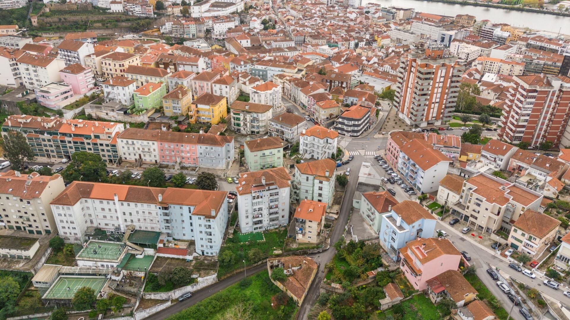 Apartamento T6 en Venta en Coimbra - Portugal - 5