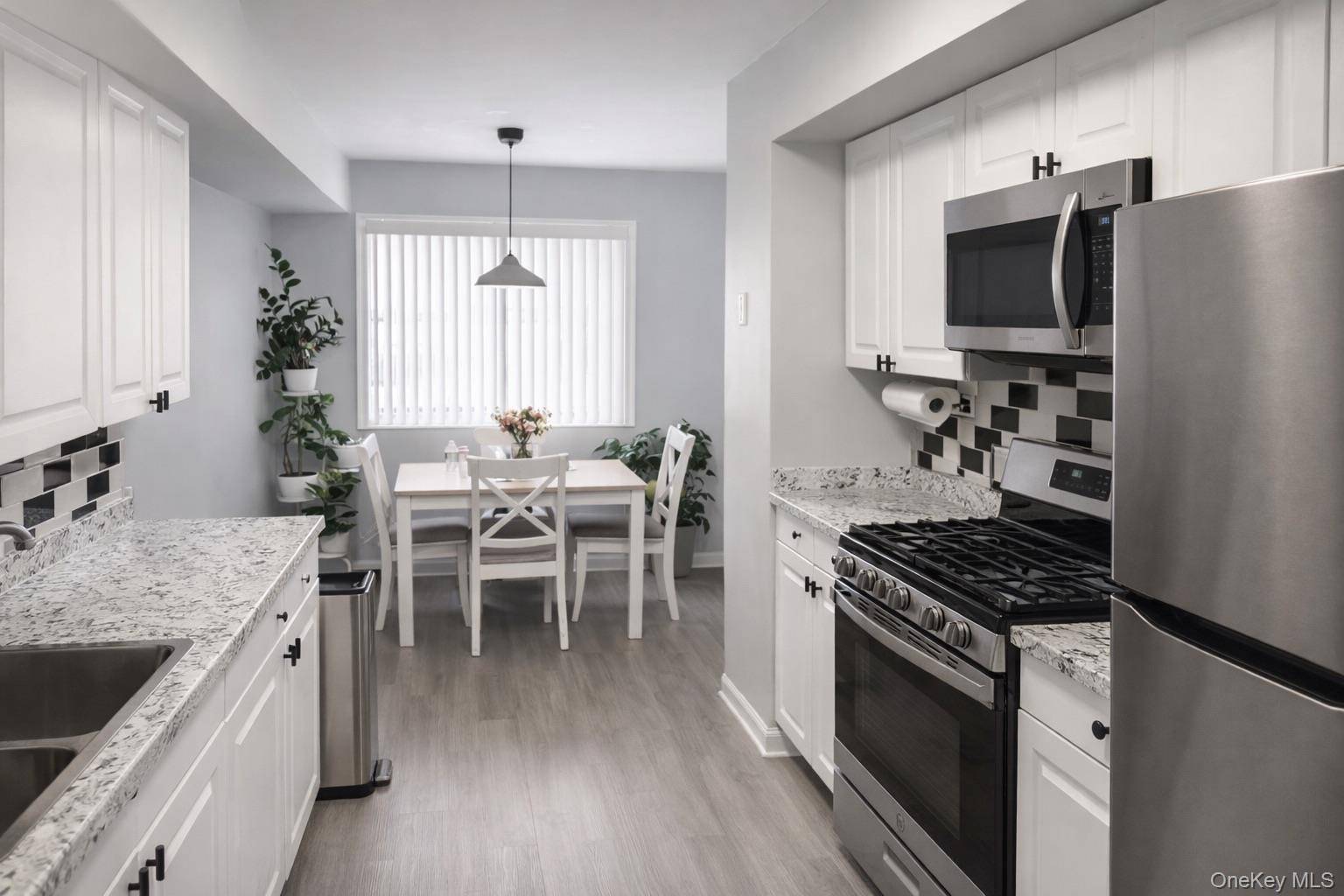 Casa com 2 Quartos à Venda em Staten Island - Nova Iorque - EUA - 4