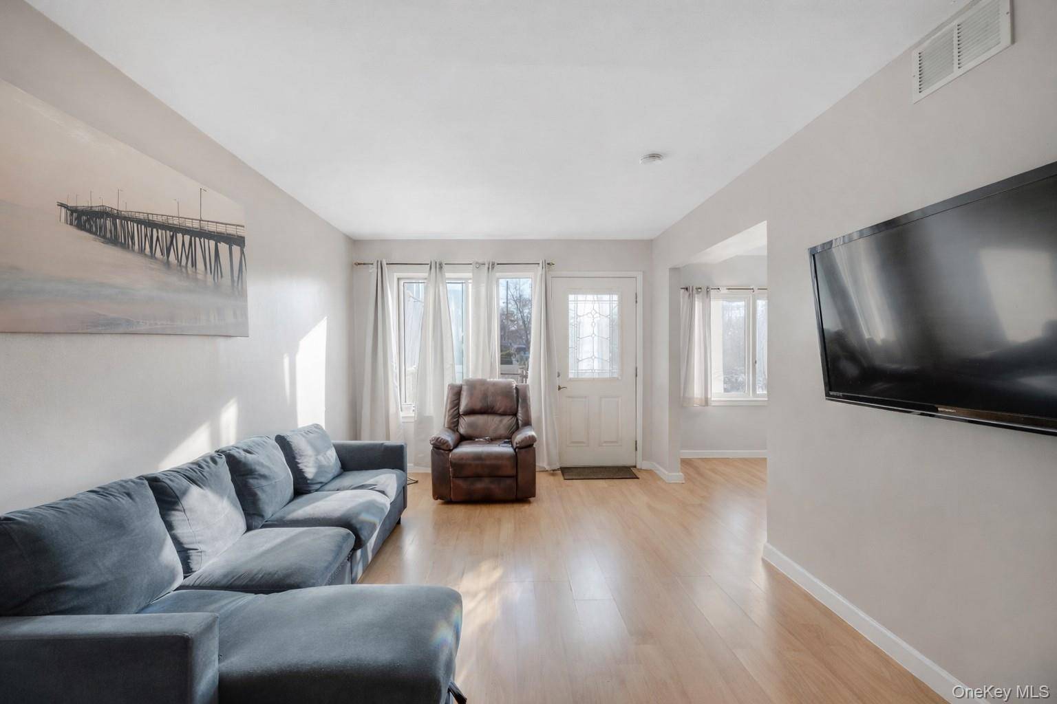 Casa com 2 Quartos à Venda em Staten Island - Nova Iorque - EUA - 2