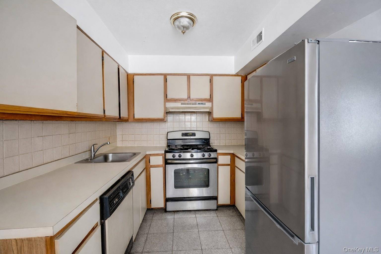 Casa com 2 Quartos à Venda em Staten Island - Nova Iorque - EUA - 5