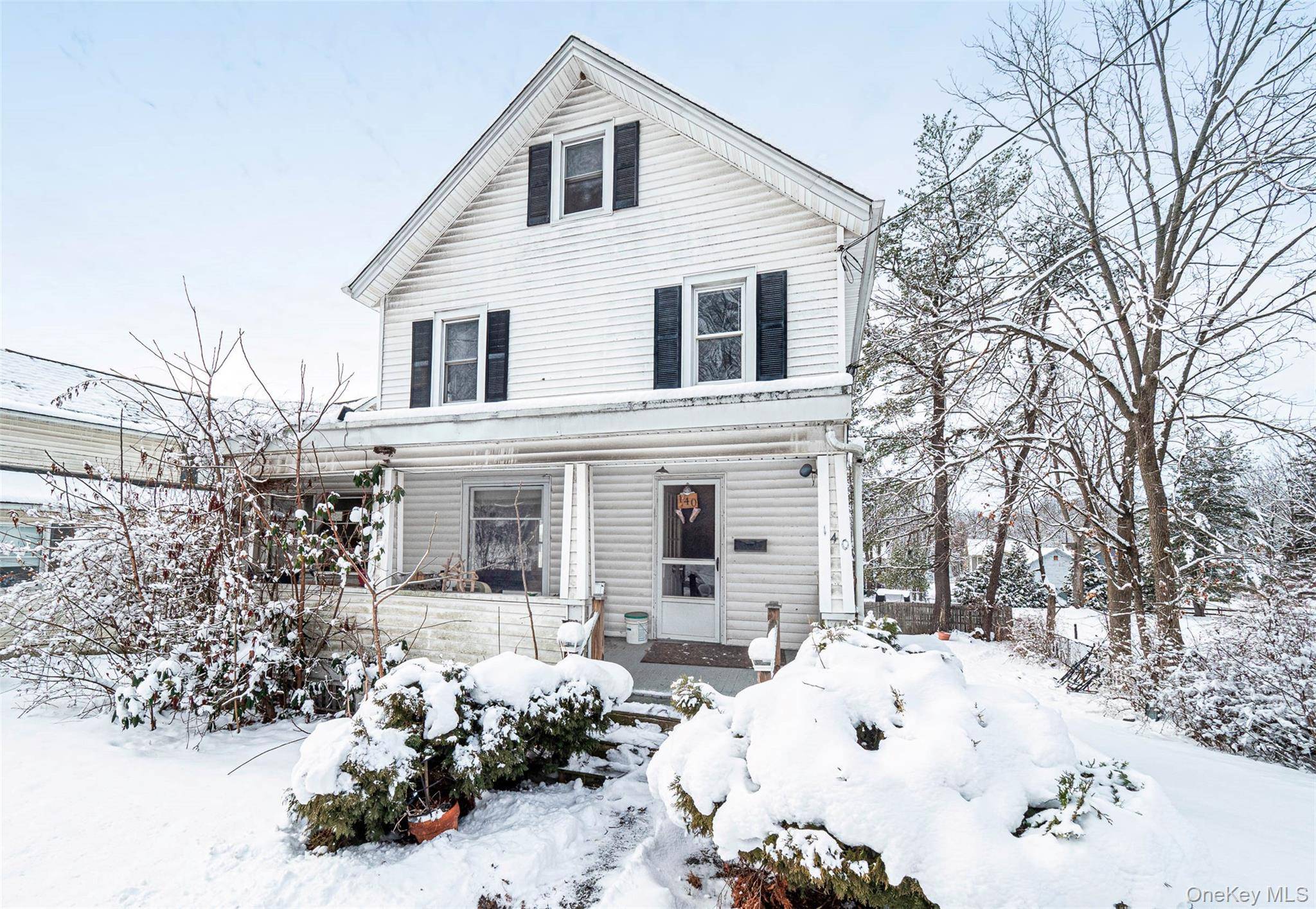 Home with 3 Bedrooms for Sale in Florida - New York - USA - 2