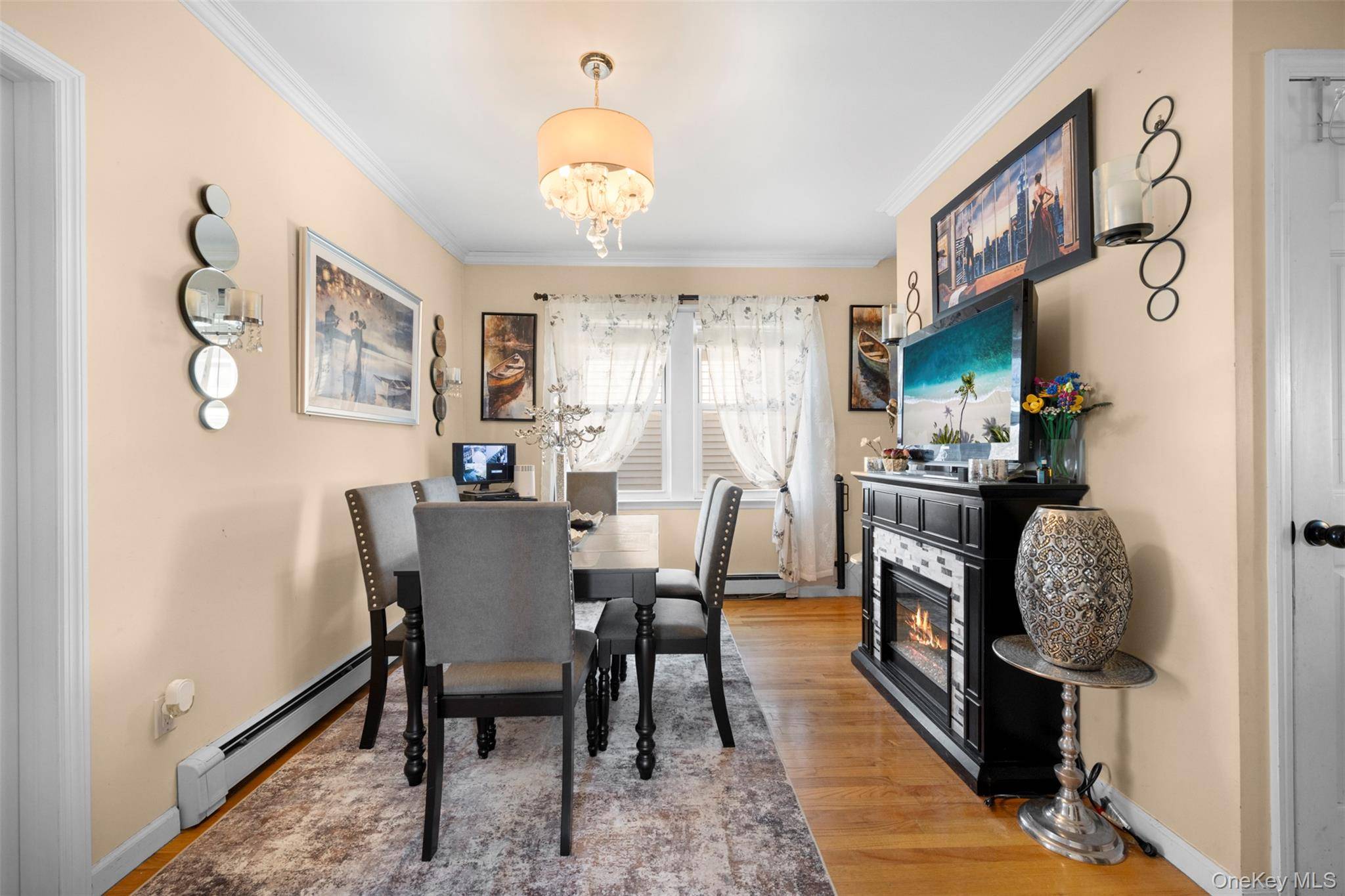 Casa com 3 Quartos à Venda em New Hyde Park - Nova Iorque - EUA - 5