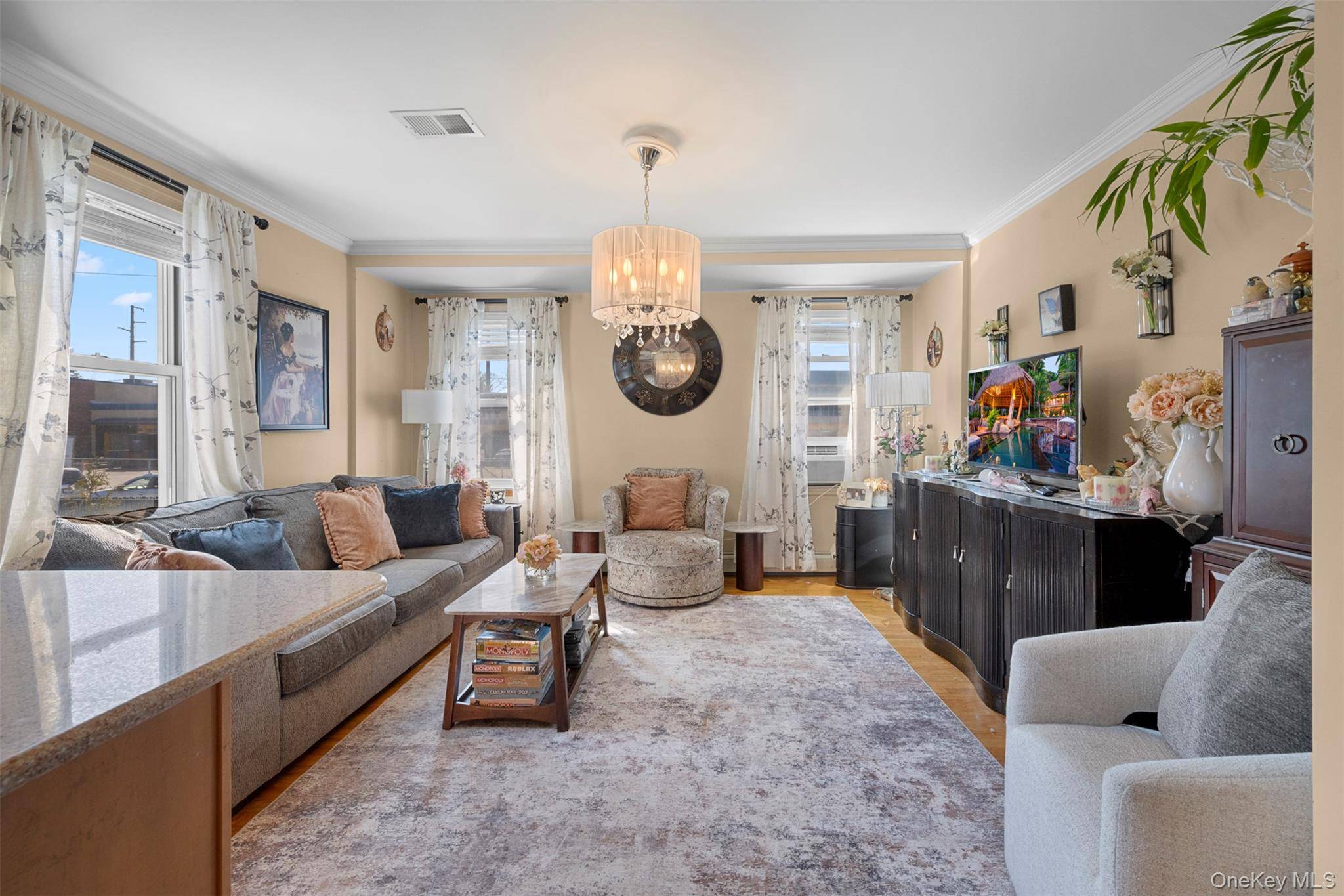 Casa com 3 Quartos à Venda em New Hyde Park - Nova Iorque - EUA - 8