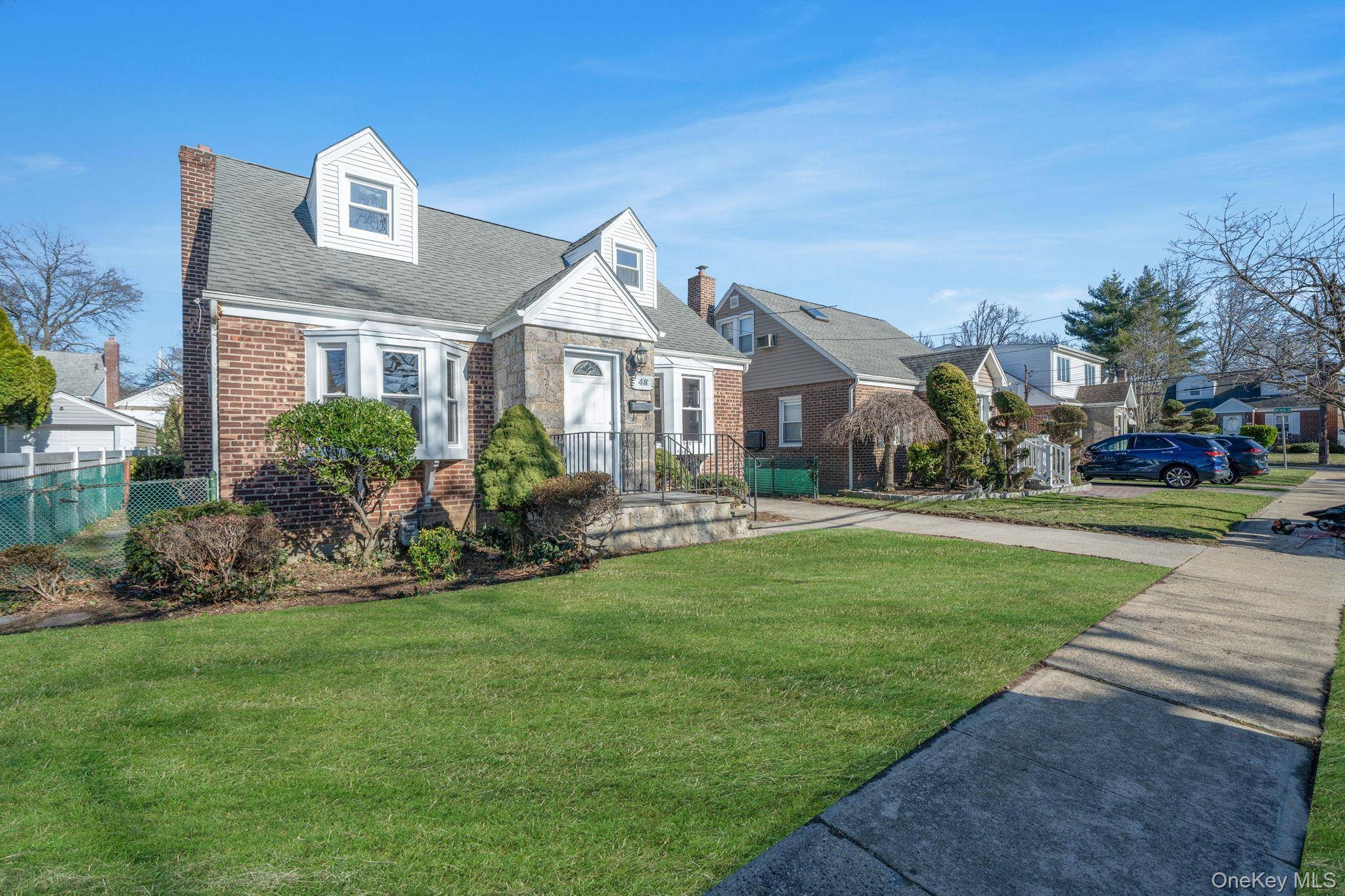 Casa con 3 Dormitorios en Venta en New Hyde Park - Nueva York - EE. UU. - 3
