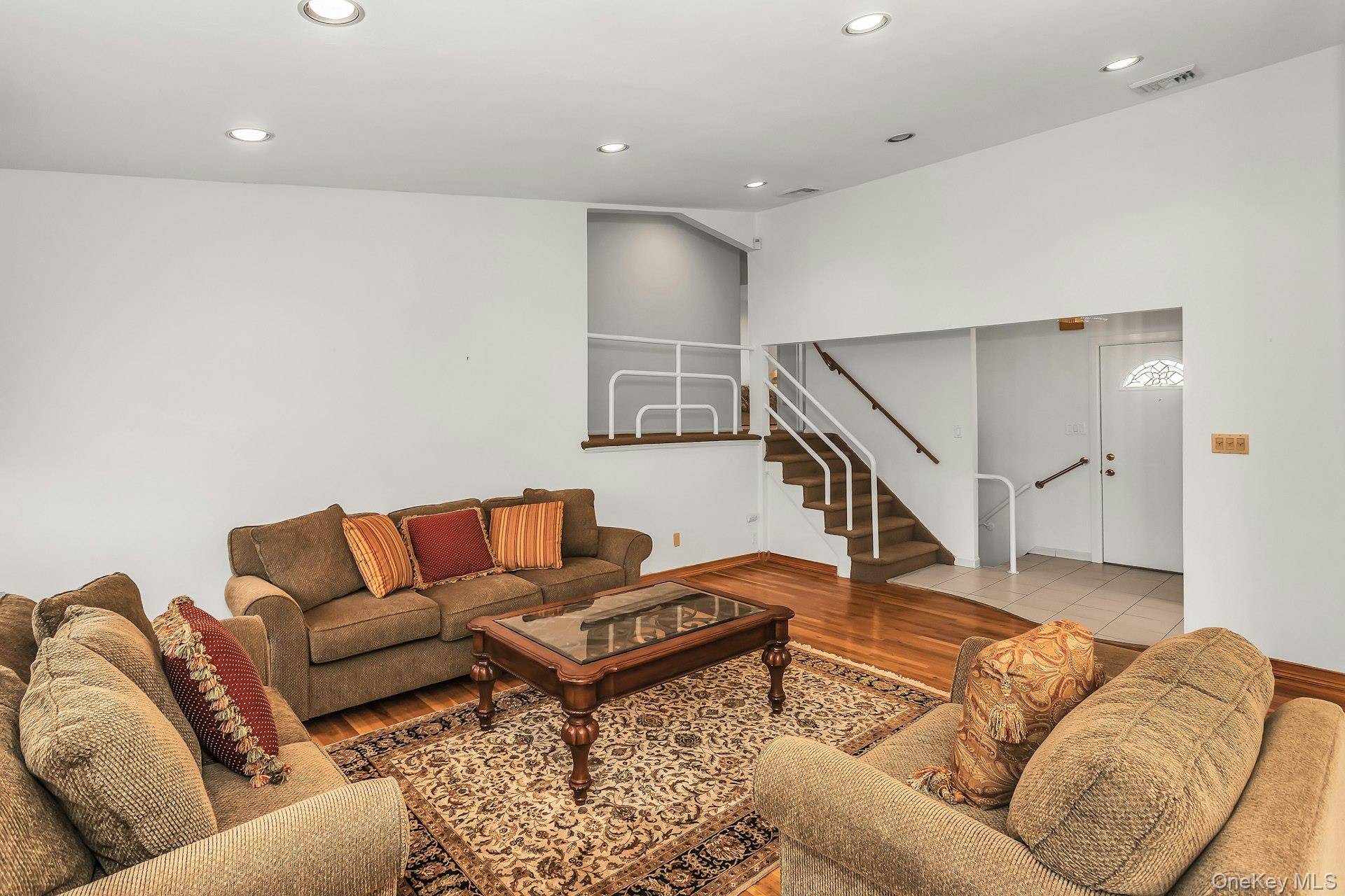 Hogar con 3 Dormitorios en Venta en Plainview - Nueva York - EE. UU. - 6