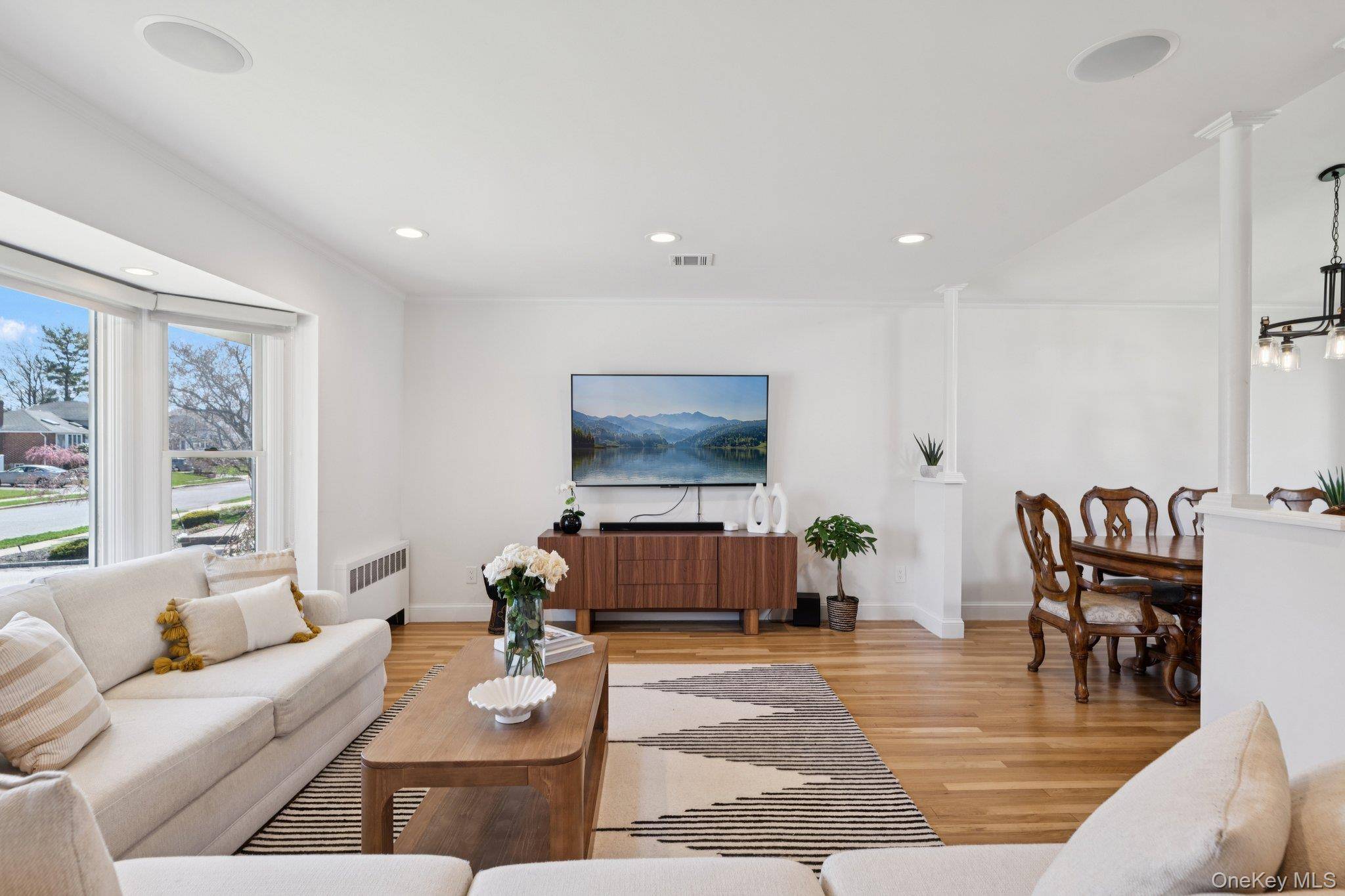 Casa con 3 Dormitorios en Venta en Plainview - Nueva York - EE. UU. - 5