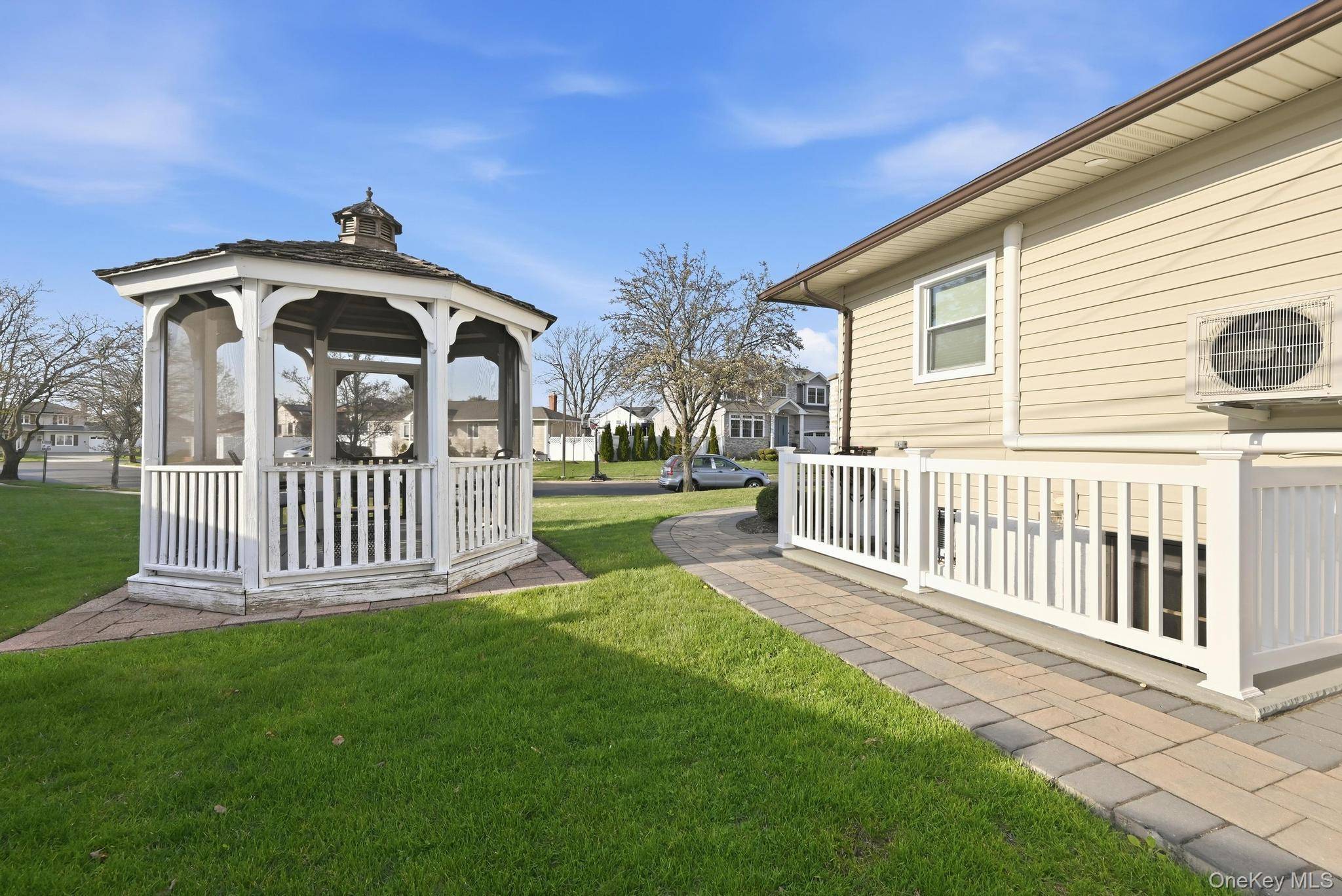 Hogar con 3 Dormitorios en Venta en Plainview - Nueva York - EE. UU. - 7